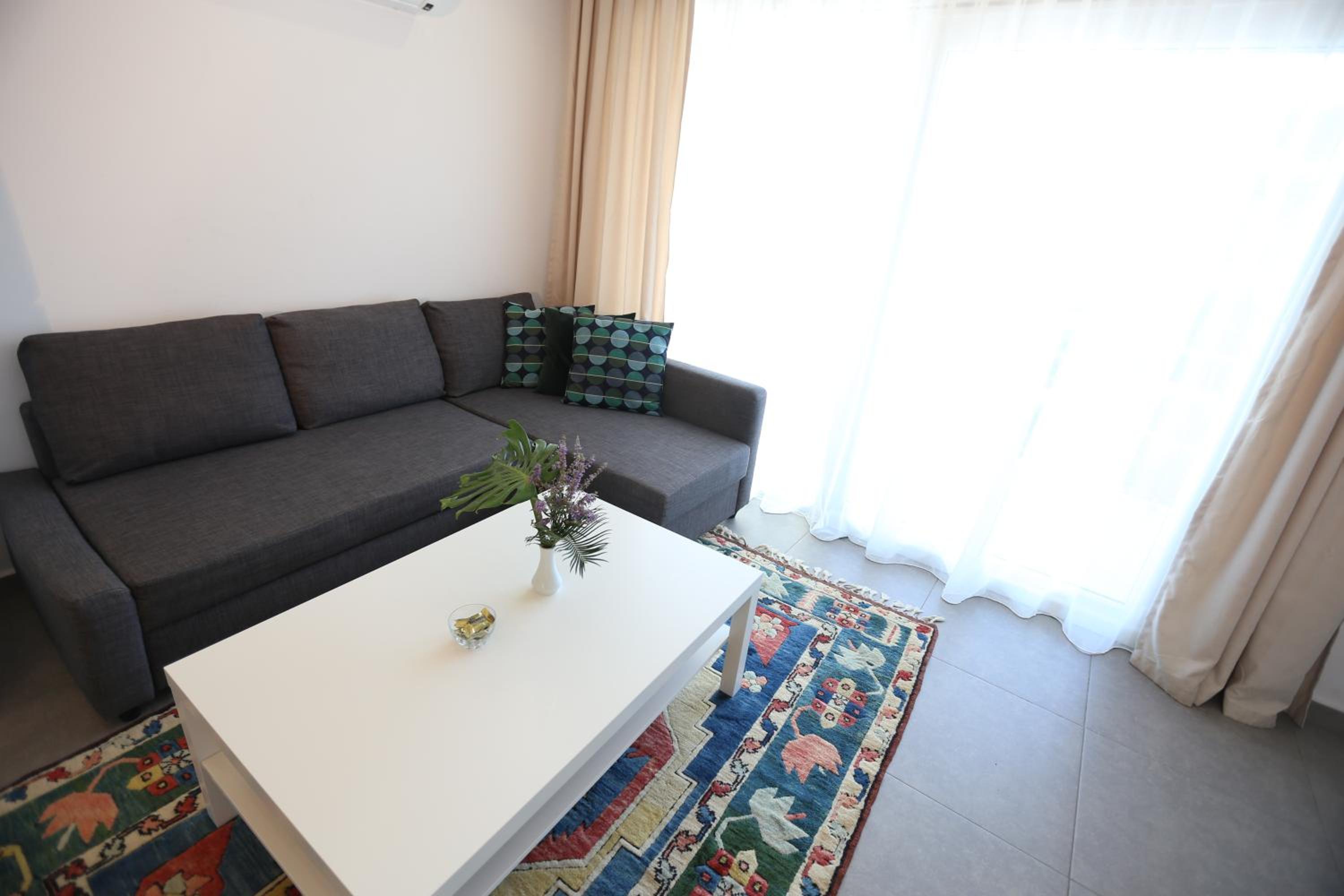 Truemar Hotels & Suites - Image 49