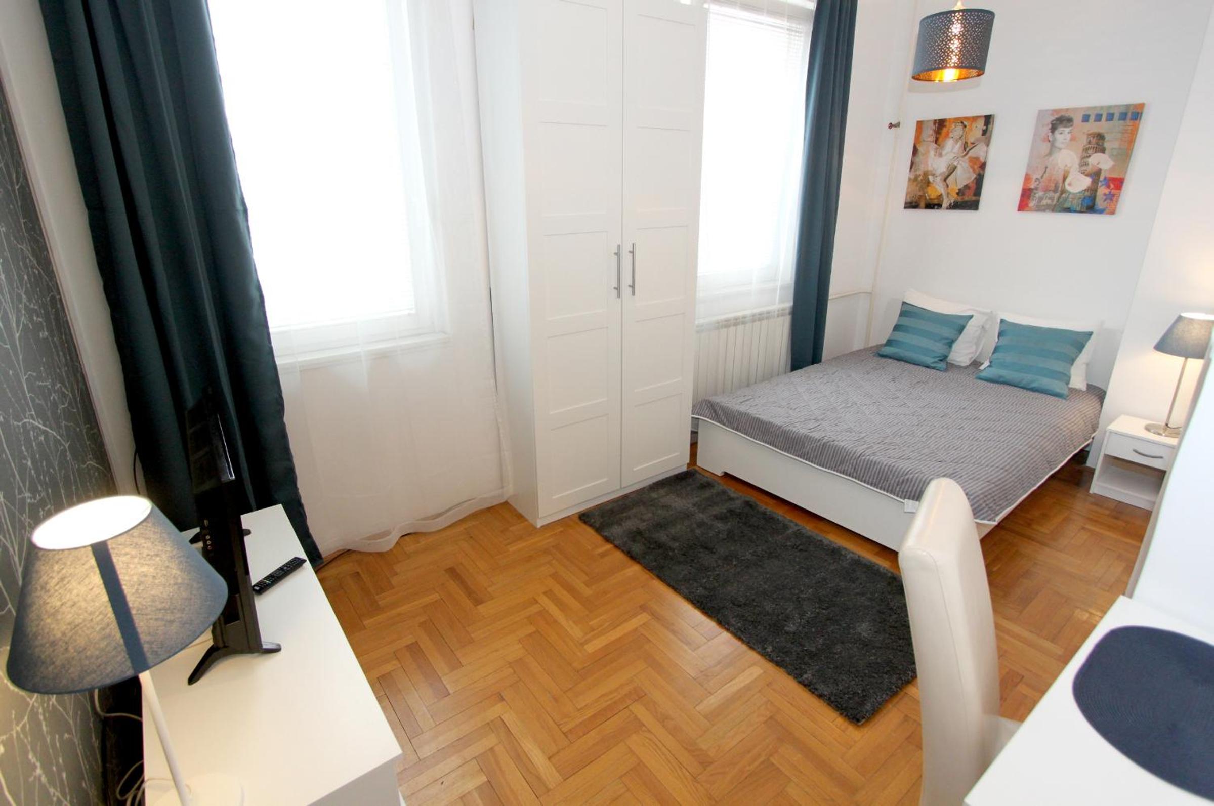 Photo 7