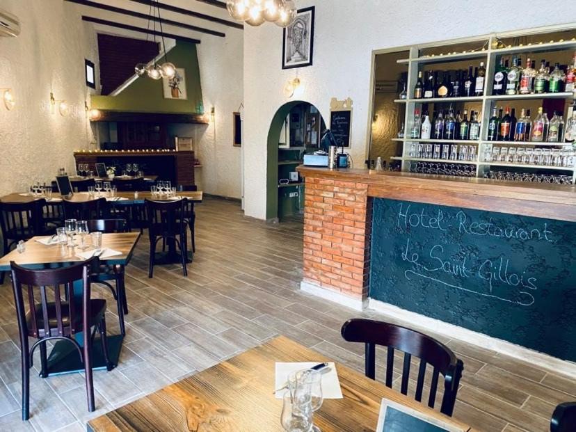restaurant