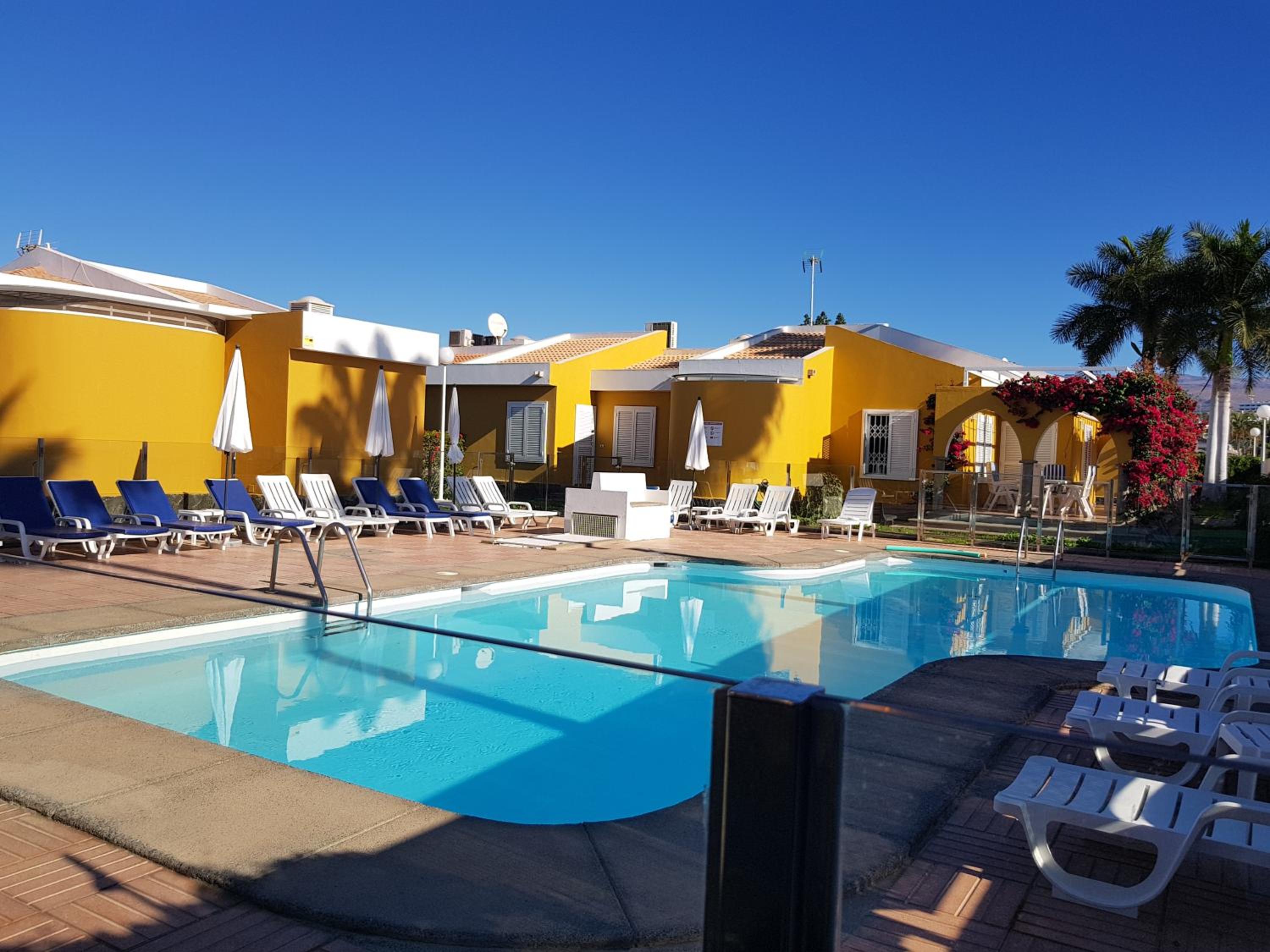 VILLA CON ENCANTO view 5