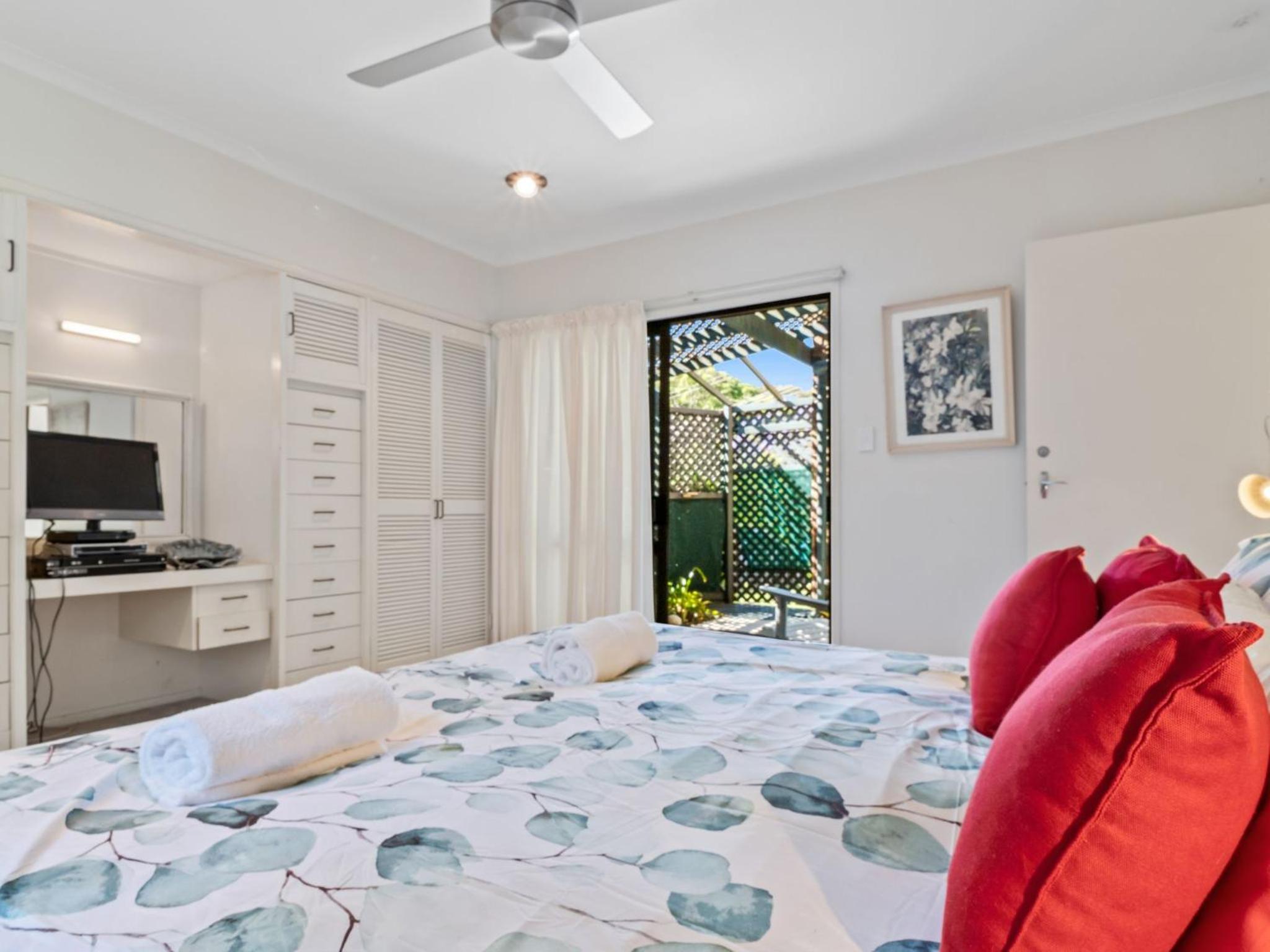 South Passage Beach House by Discover Stradbroke