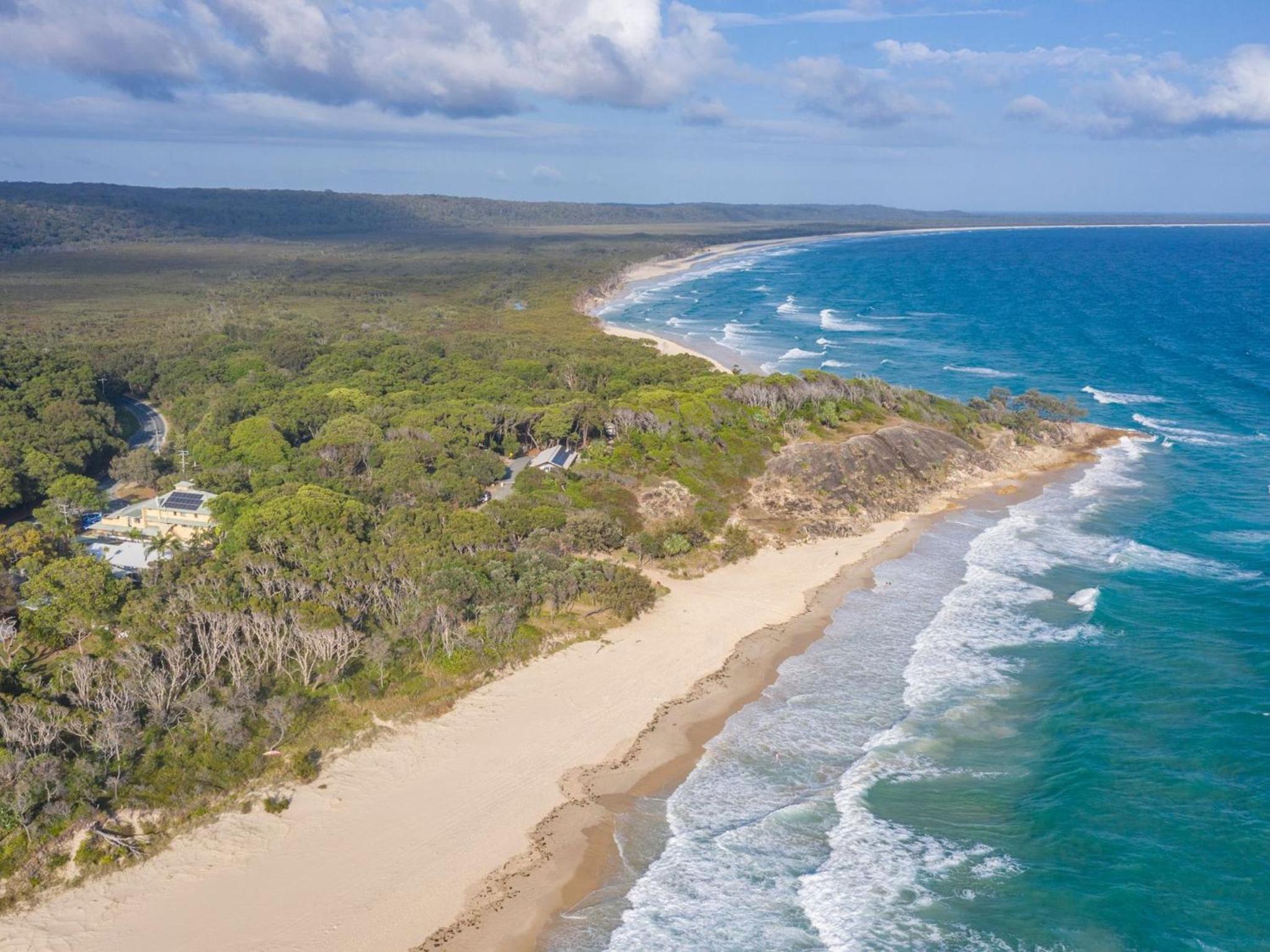 South Passage Beach House by Discover Stradbroke