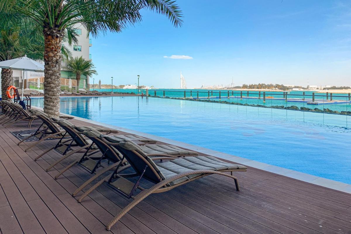 LUX - Opulent Island Suite 5