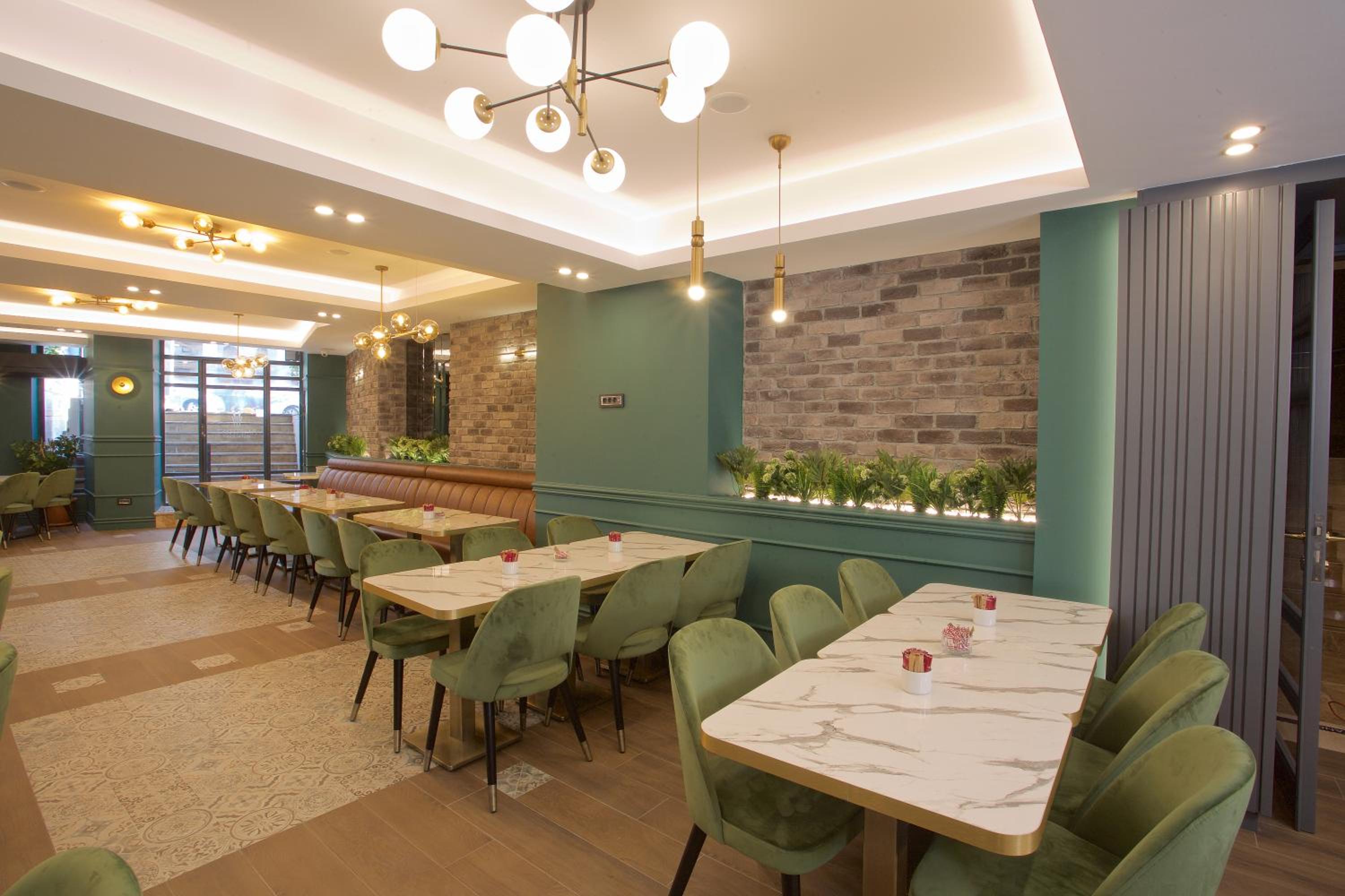 Amethyst Hotel - Image 17