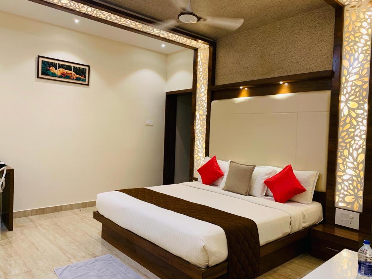 SR Jungle Resort