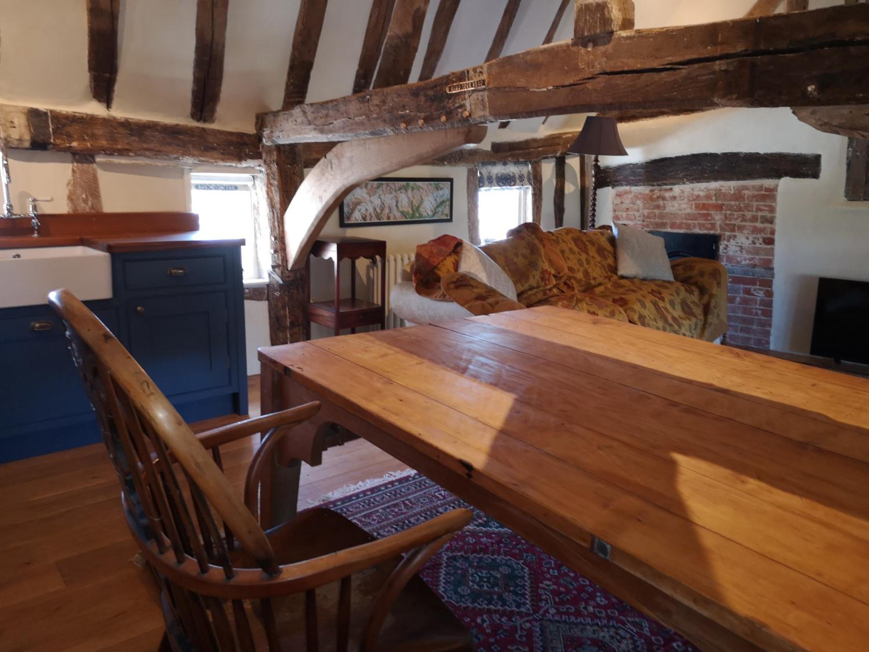 The Queen's Head view 3