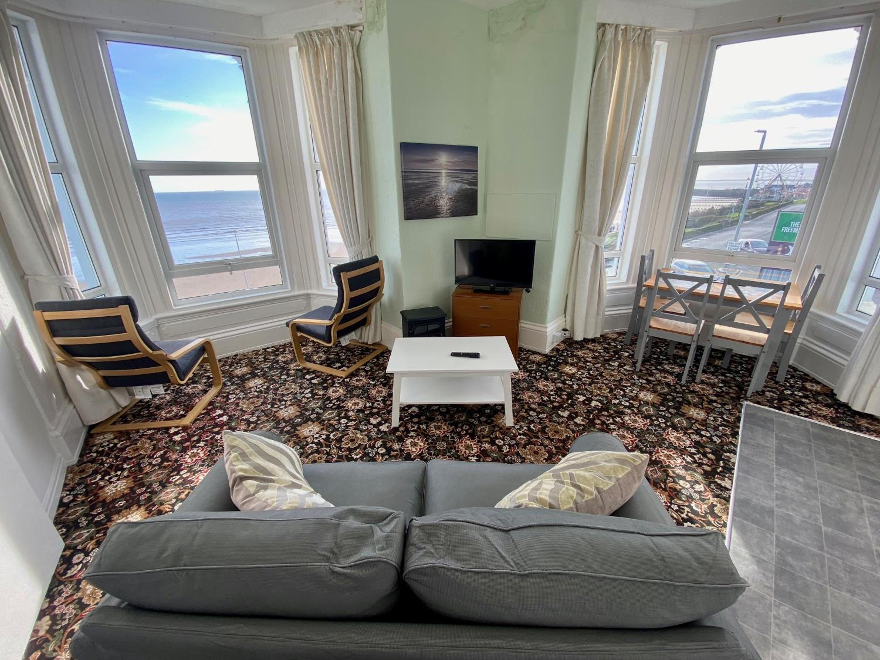 Beaconsfield Holiday Apartments