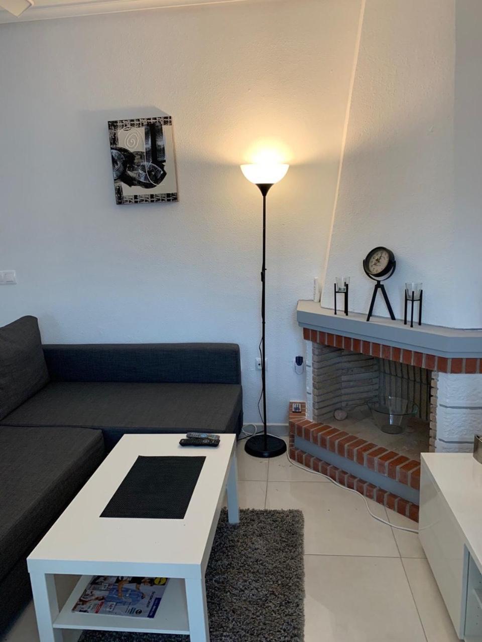 Modern apartment in Punta Prima photo 5