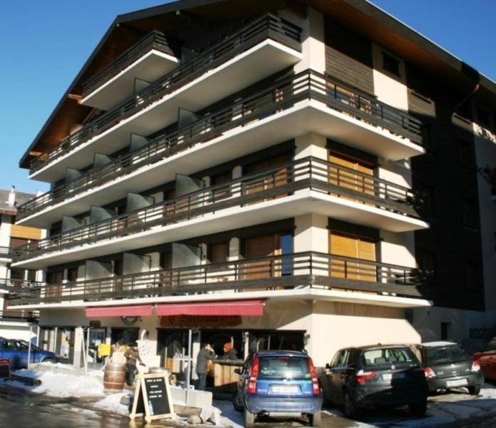 Remointze COSY & CENTER apartments by Alpvision Résidences