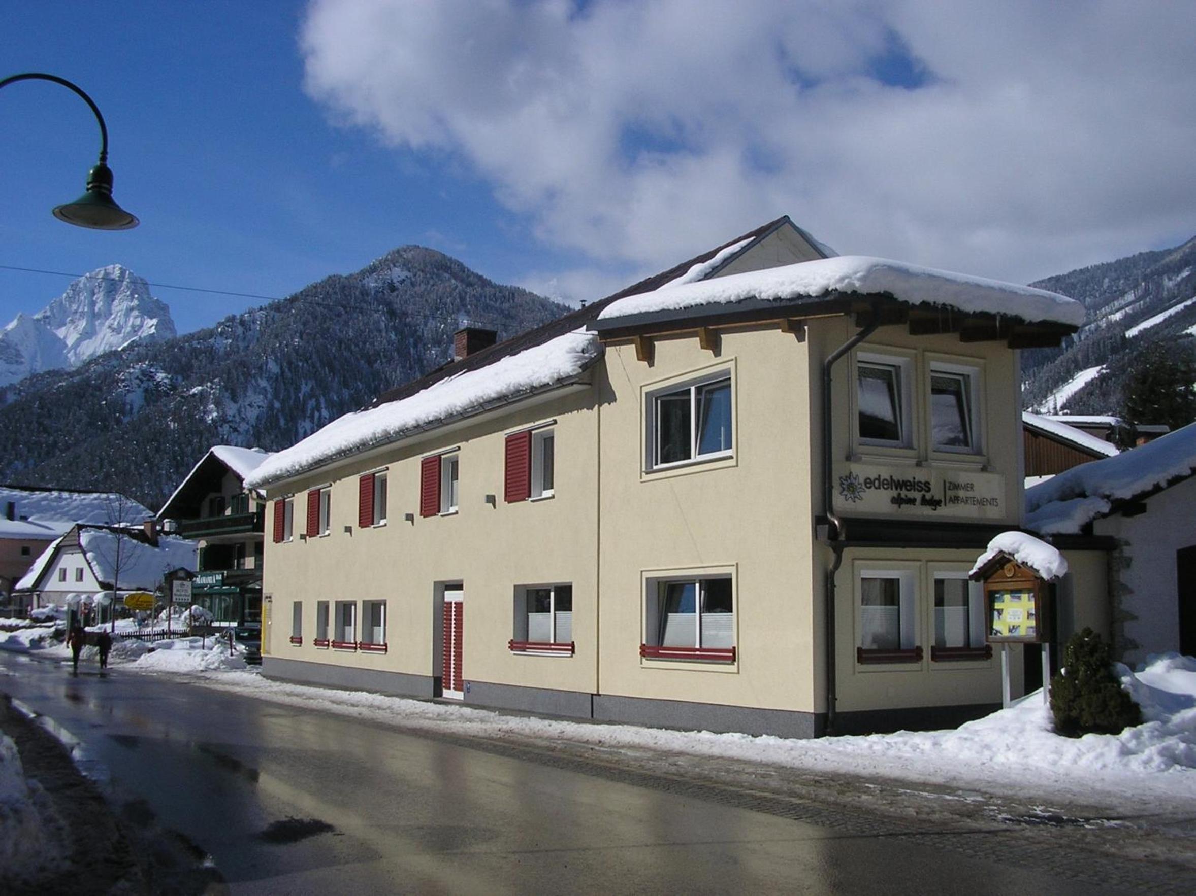 Hotel & Restaurant Edelweiss Alpine Lodge