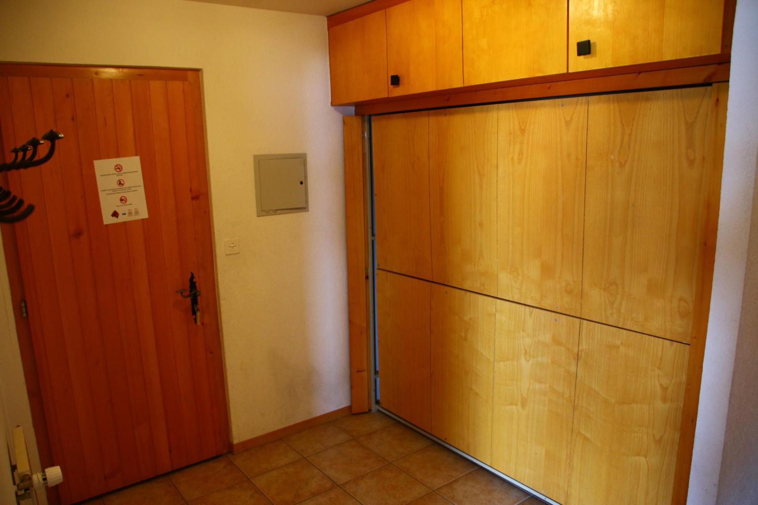 Mont-Rouge E 012 - VIEW apartment 6 pers