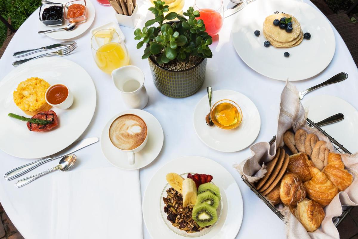 El Convento Boutique Hotel 17