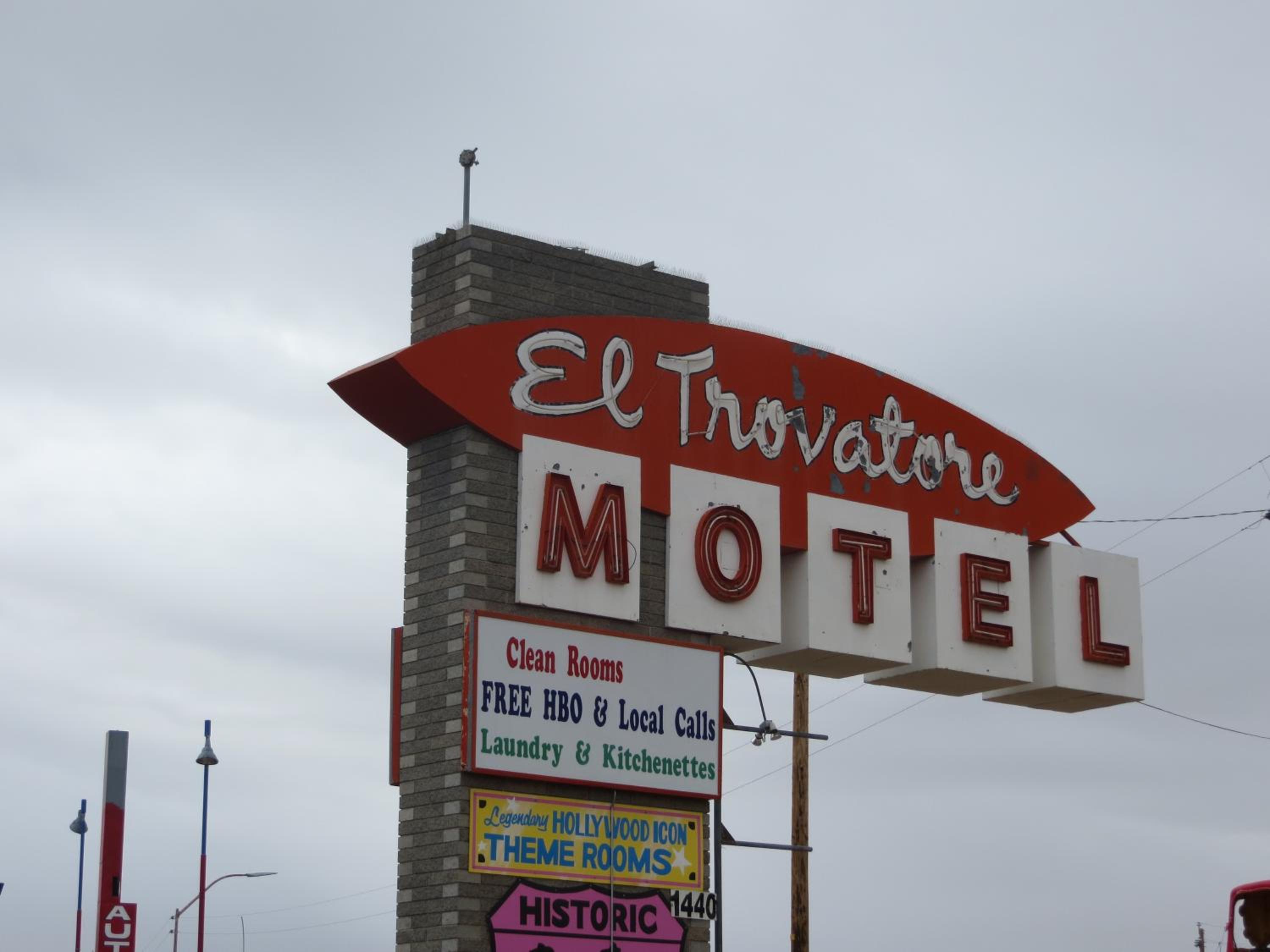 Kingman Vacations - El Trovatore Motel - Property Image 1