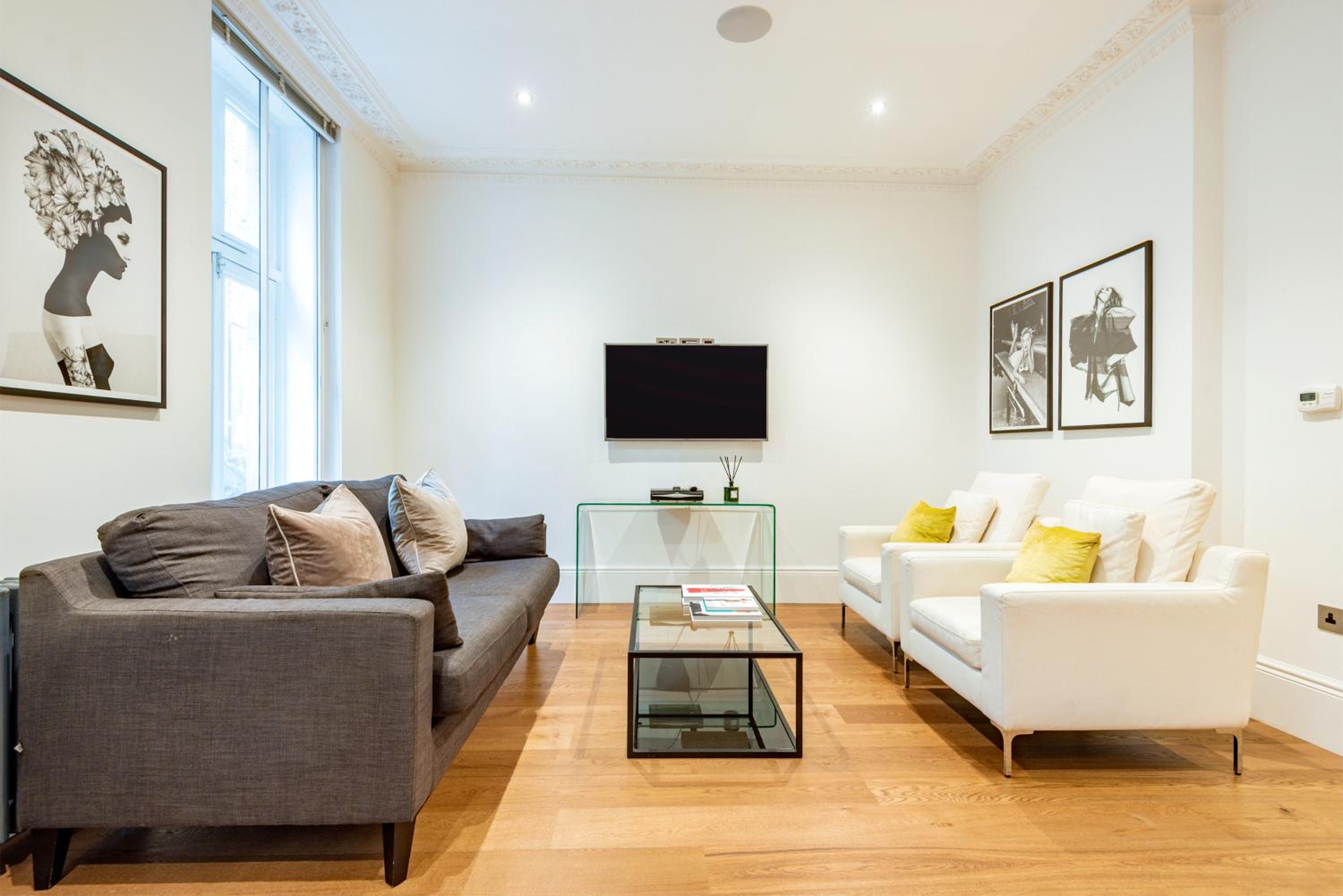 ARCORE London Premium Apartments Shaftesbury Avenue