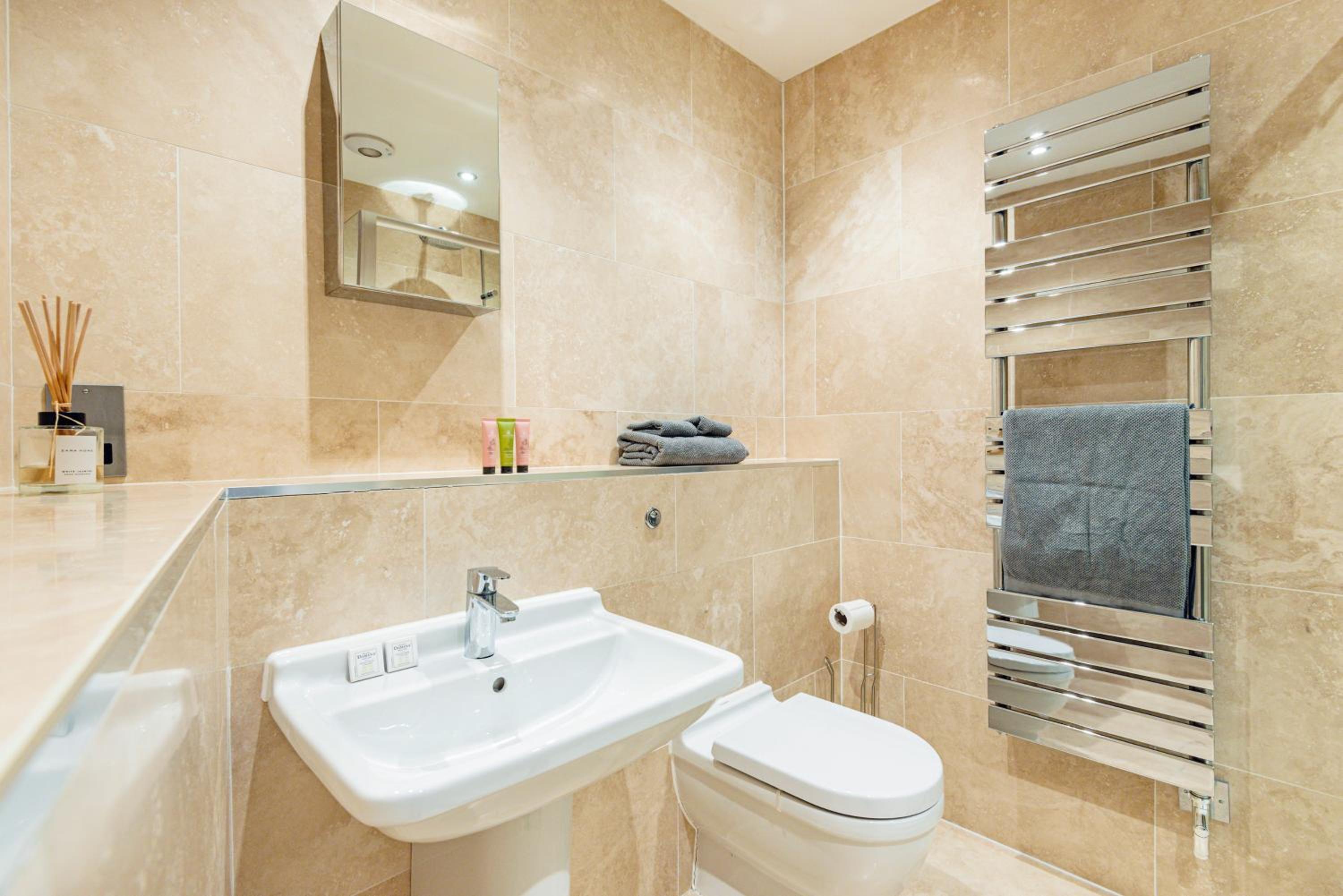 ARCORE London Premium Apartments Shaftesbury Avenue