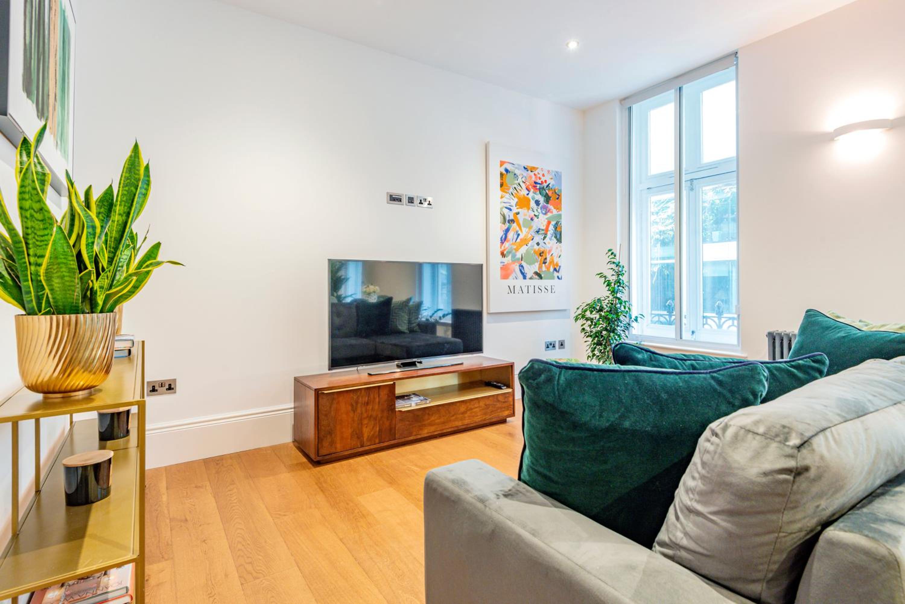 ARCORE London Premium Apartments Shaftesbury Avenue