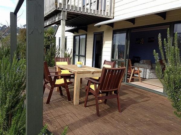 Rosemary Cottage - Hahei Holiday Home view 3