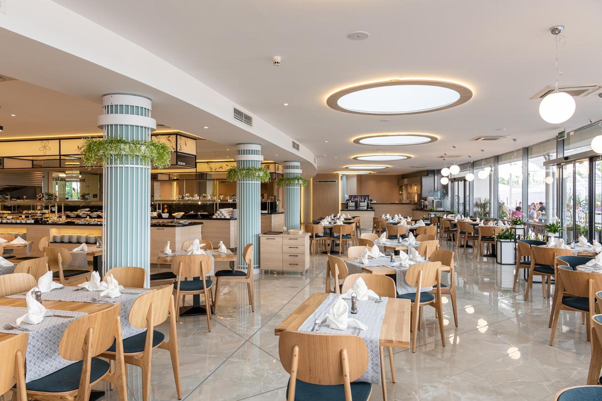 Hotel Neptun Beach