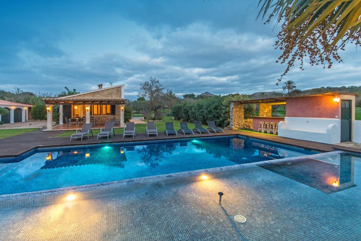 Mar - Villa with Spectacular Pool Area & Bar view 2