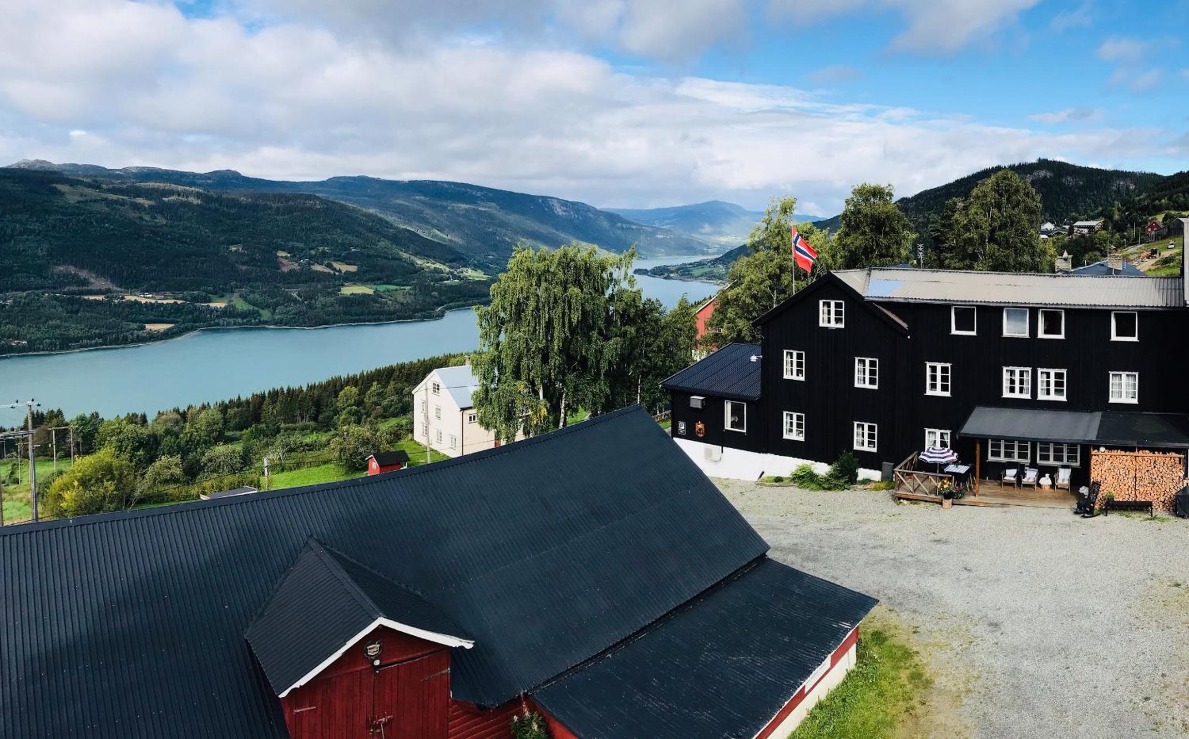 Glomstad Gjestehus