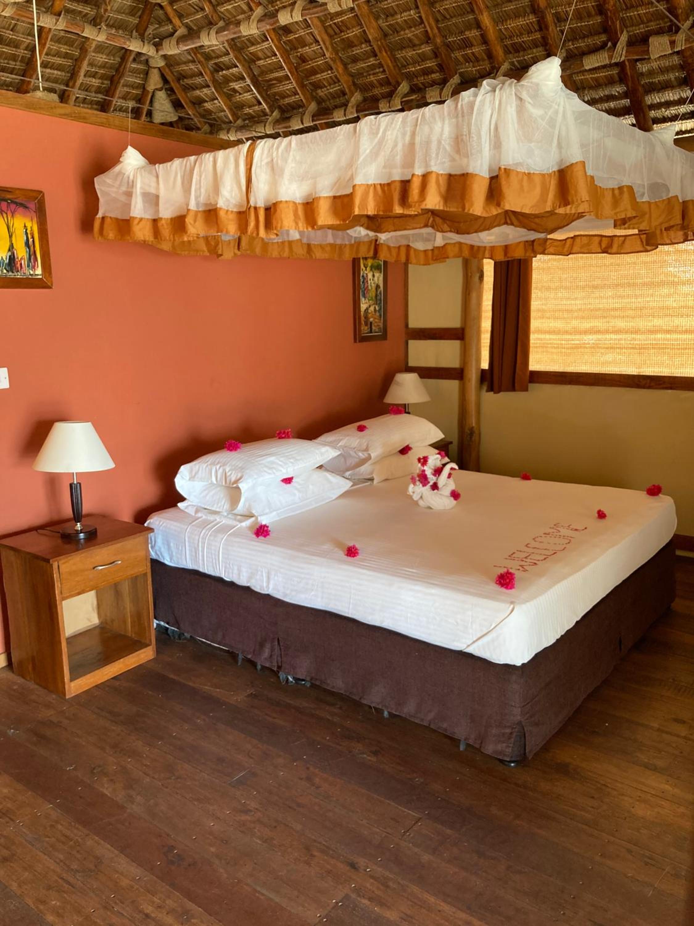Barry's Beach Resort Pangani