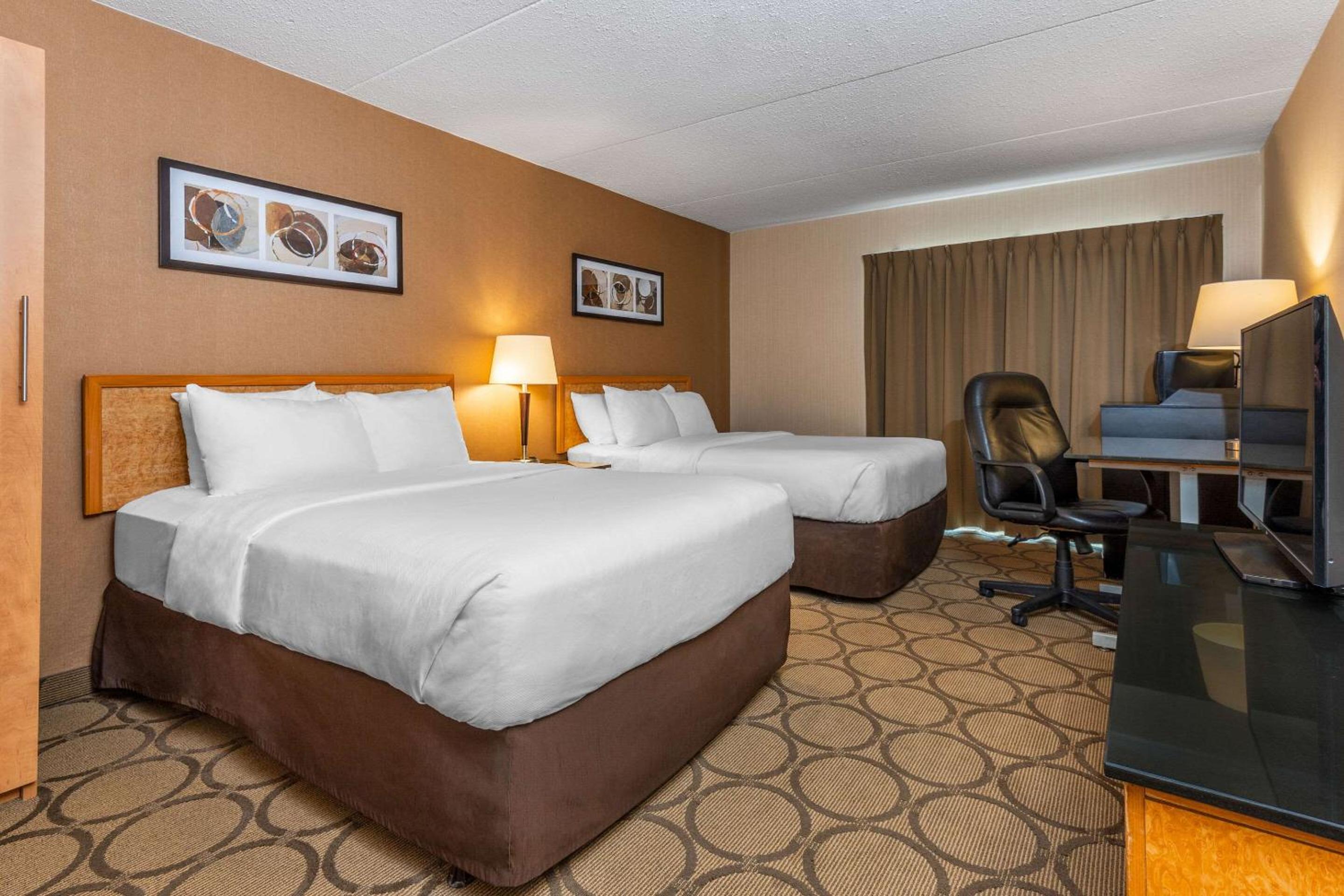 Regina Vacations - Comfort Inn - Property Image 23