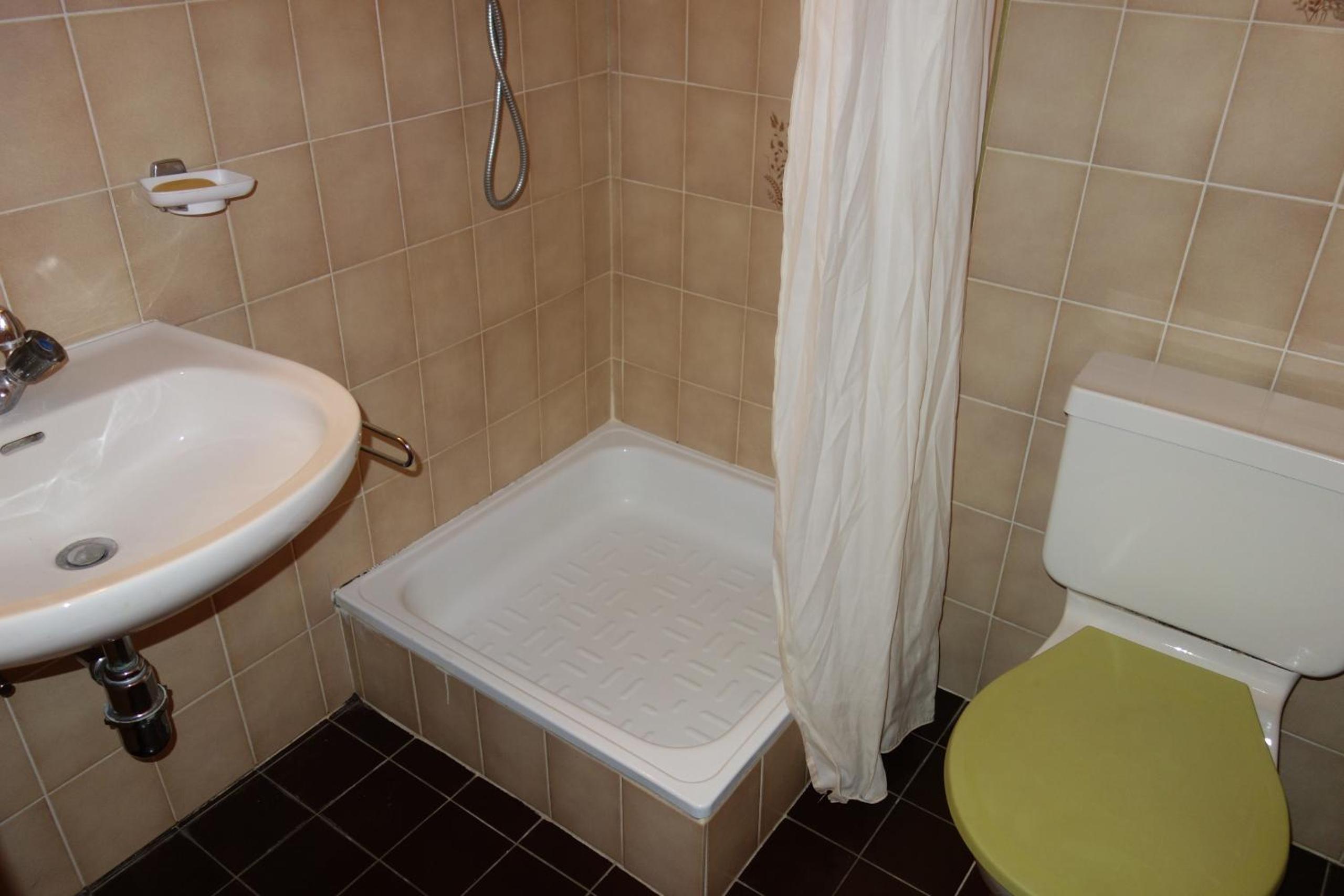 Photo 42