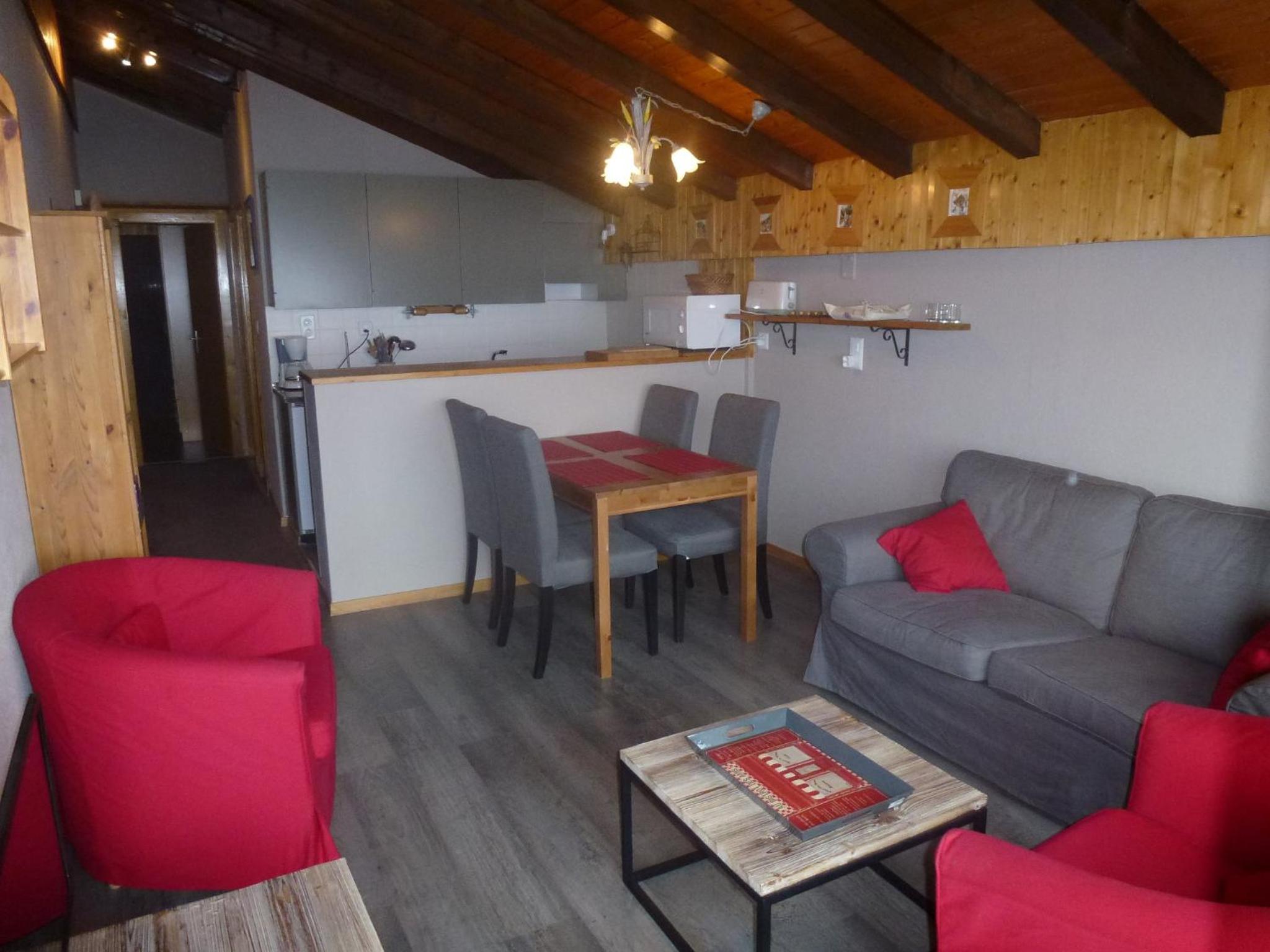 Beaulieu COSY & CENTER apartments view 5