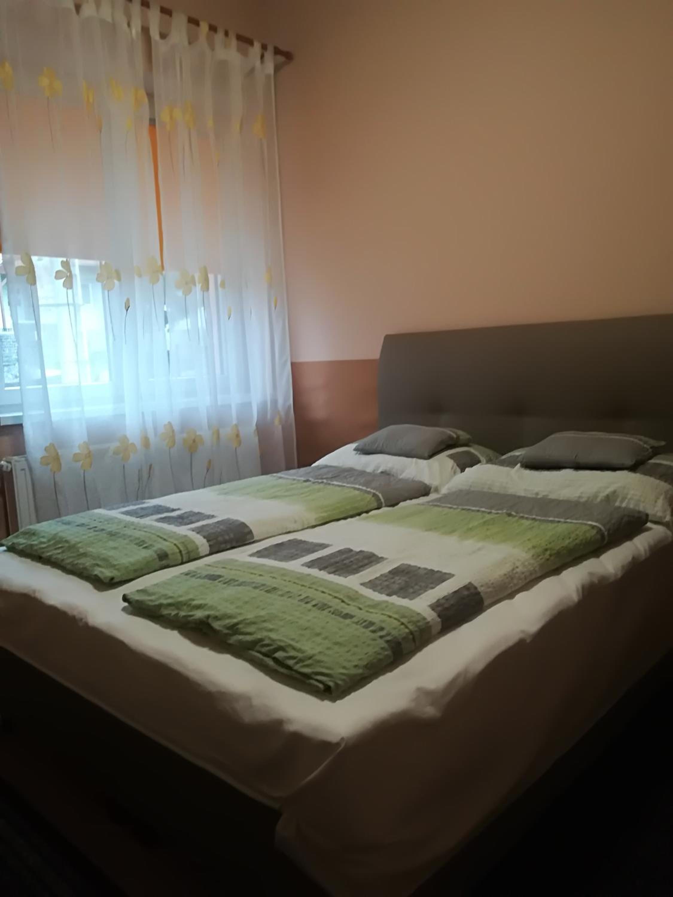 Vár-Liget Vendégház