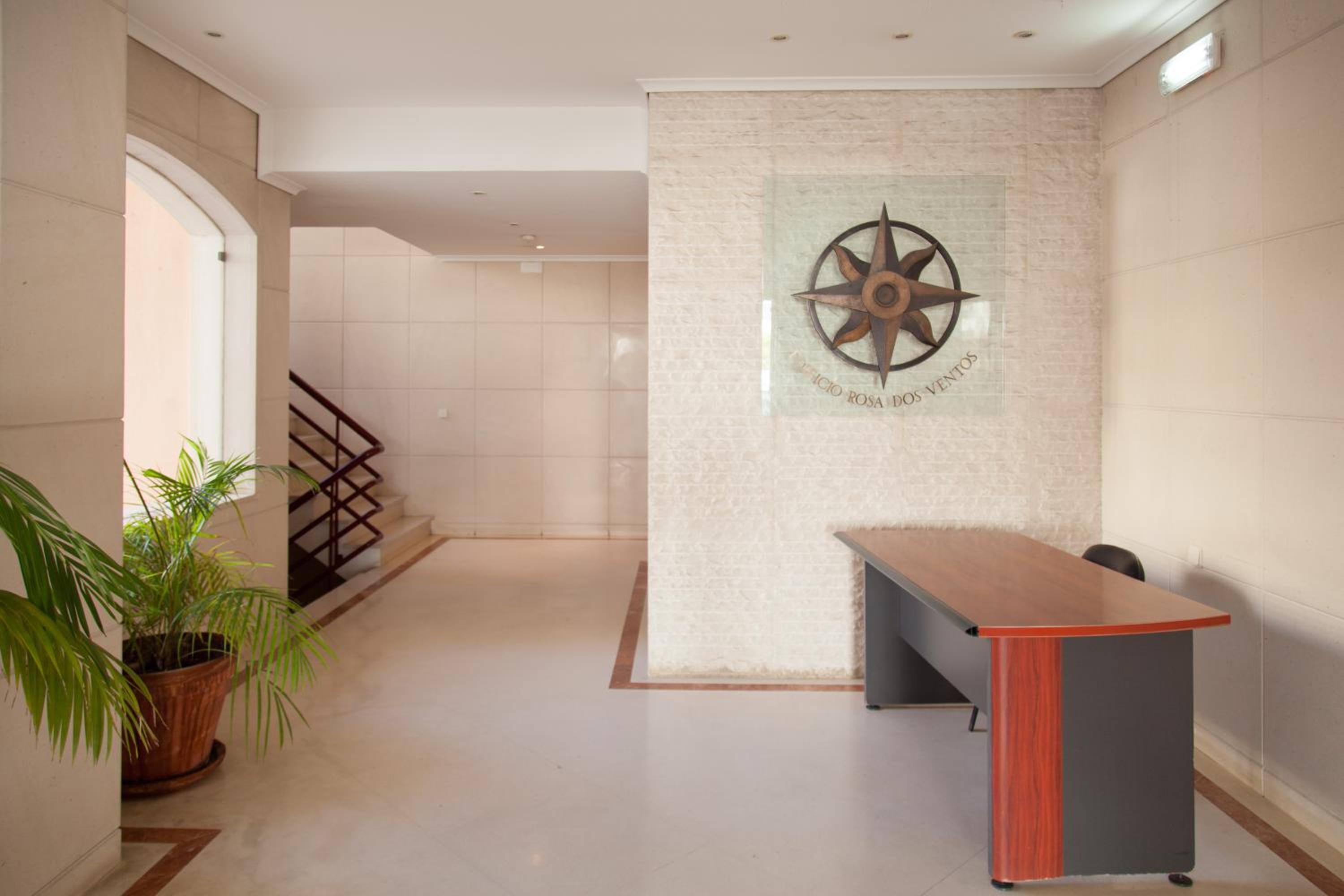 FLH Cascais Wooden Spacious Apartment view 3