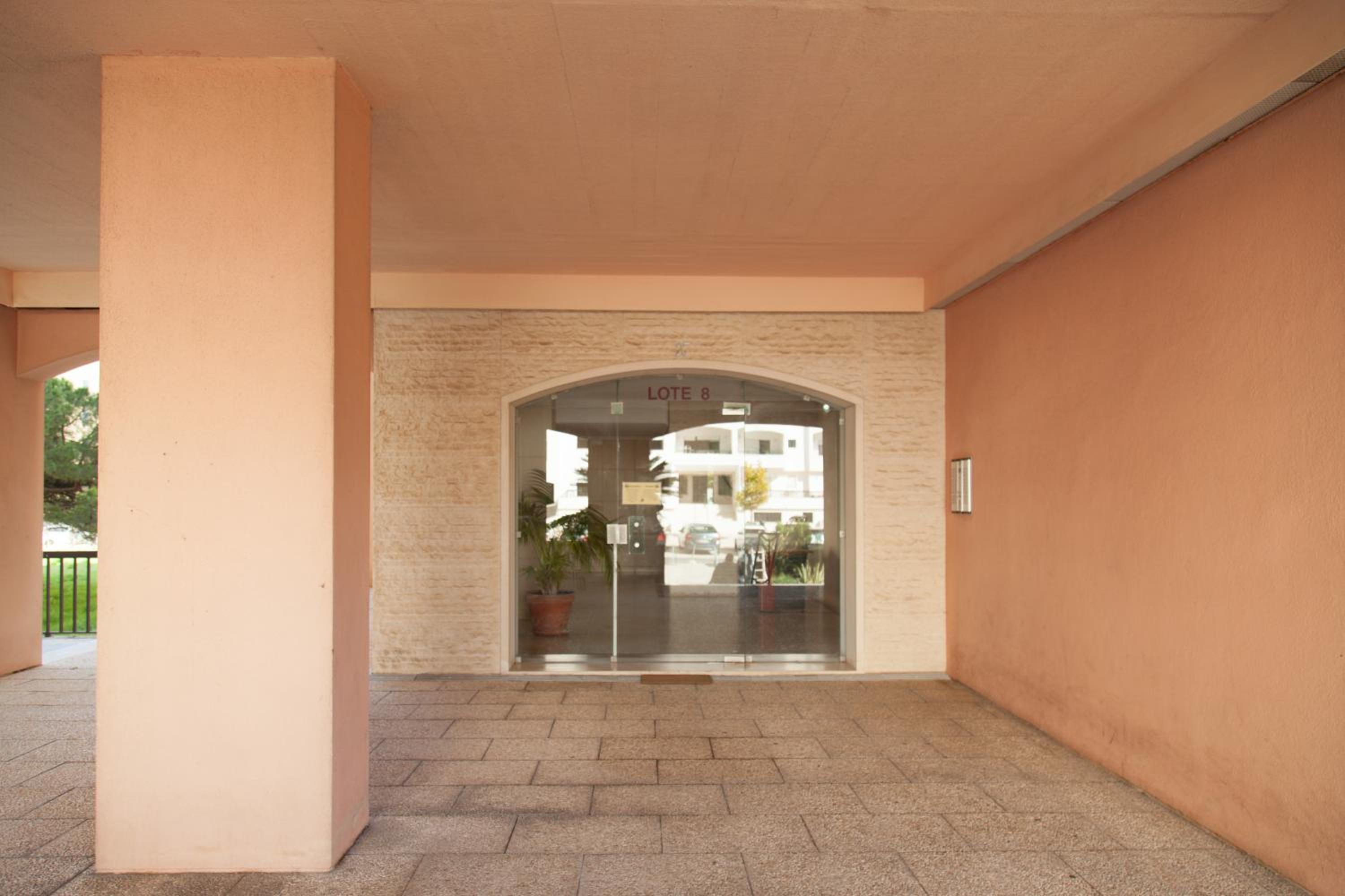 FLH Cascais Wooden Spacious Apartment view 2