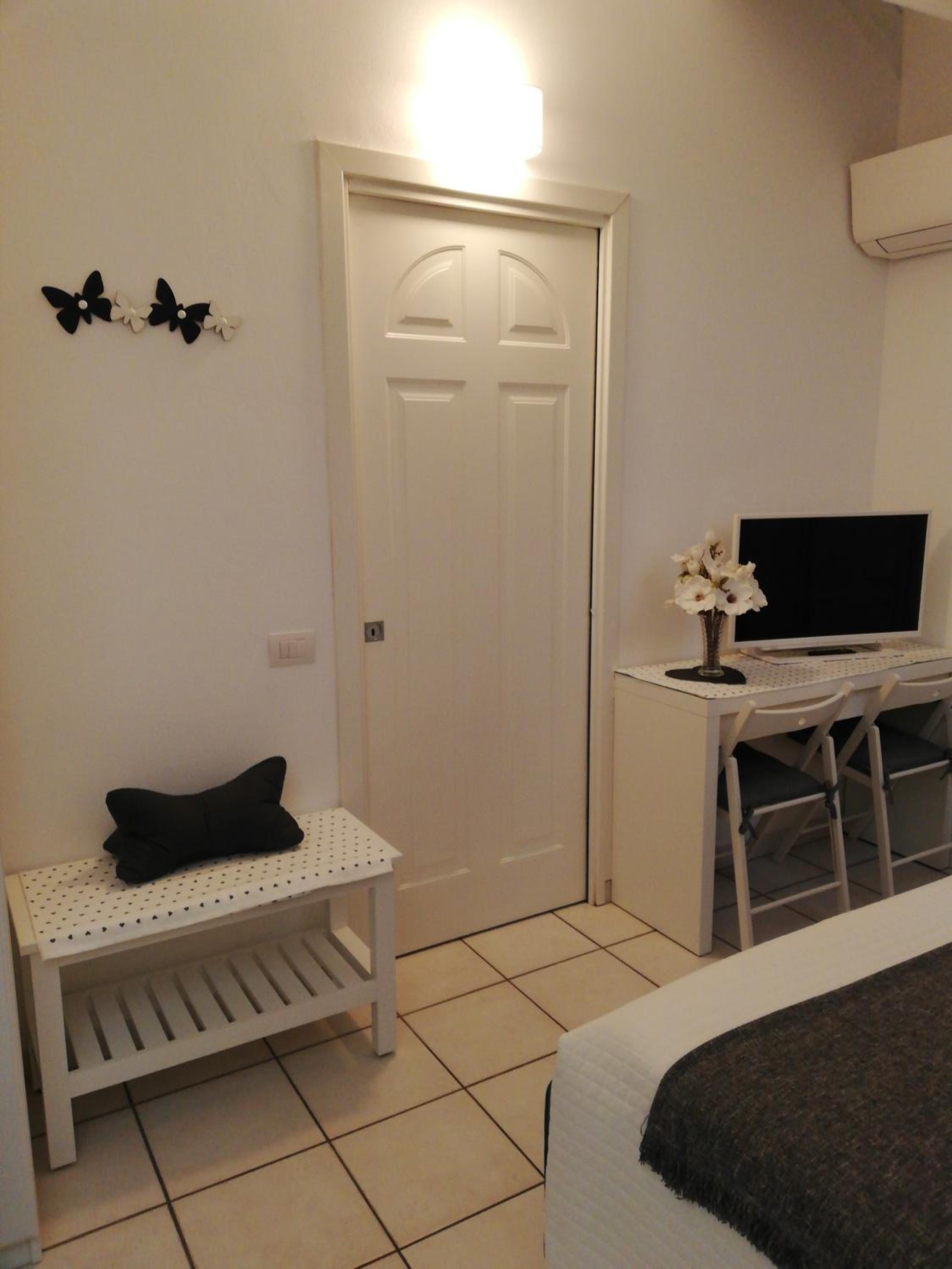 B&B LE MAGNOLIE view 4