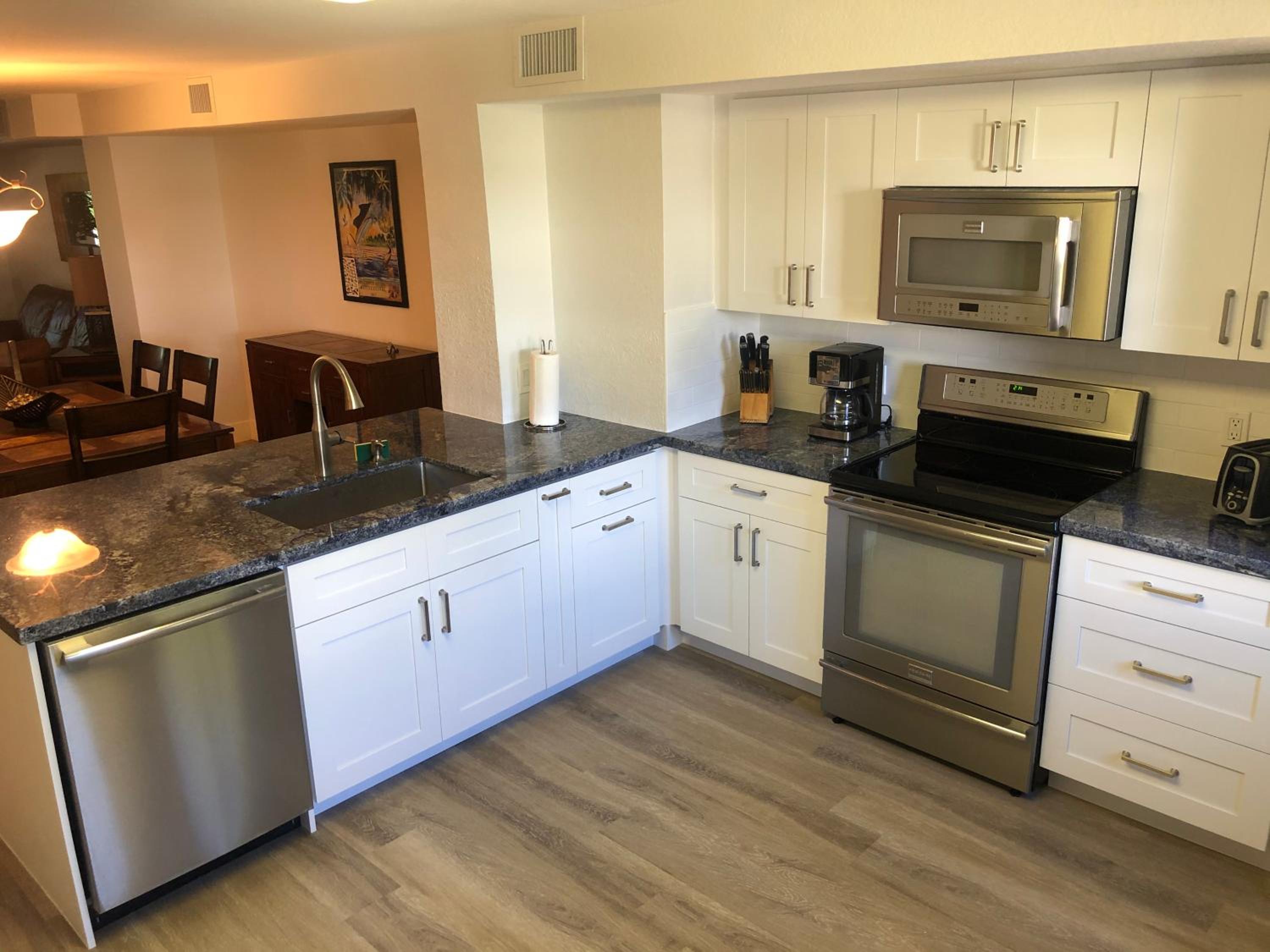 FULL TIME LIC Mgr - MODERN 3 BED 4 BATH VILLA - UPSCALE OCEANFRONT RESORT - INDOOR PICKLEBALL - SPEAKEASY! view 4