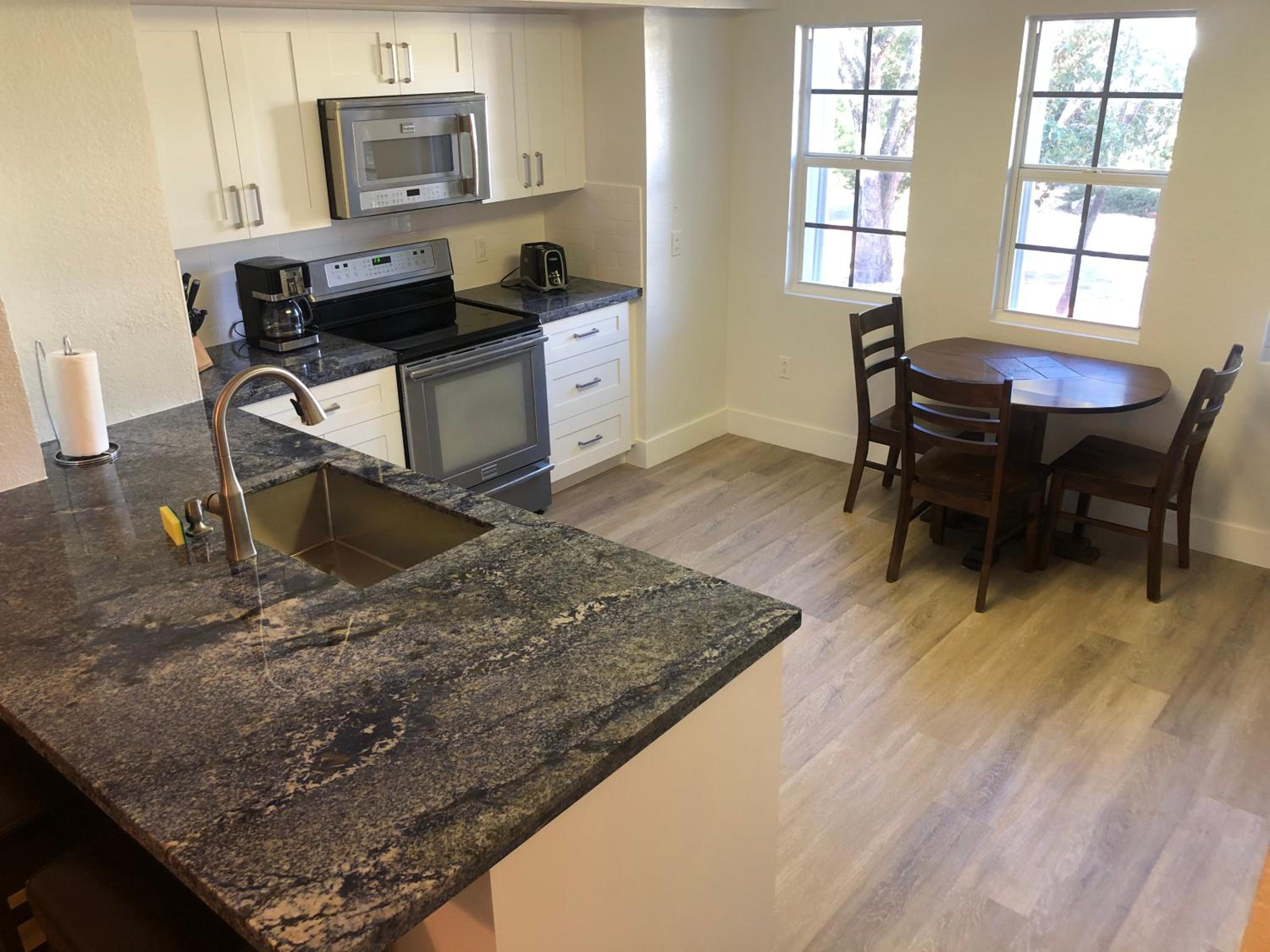 FULL TIME LIC Mgr - MODERN 3 BED 4 BATH VILLA - UPSCALE OCEANFRONT RESORT - INDOOR PICKLEBALL - SPEAKEASY! view 5