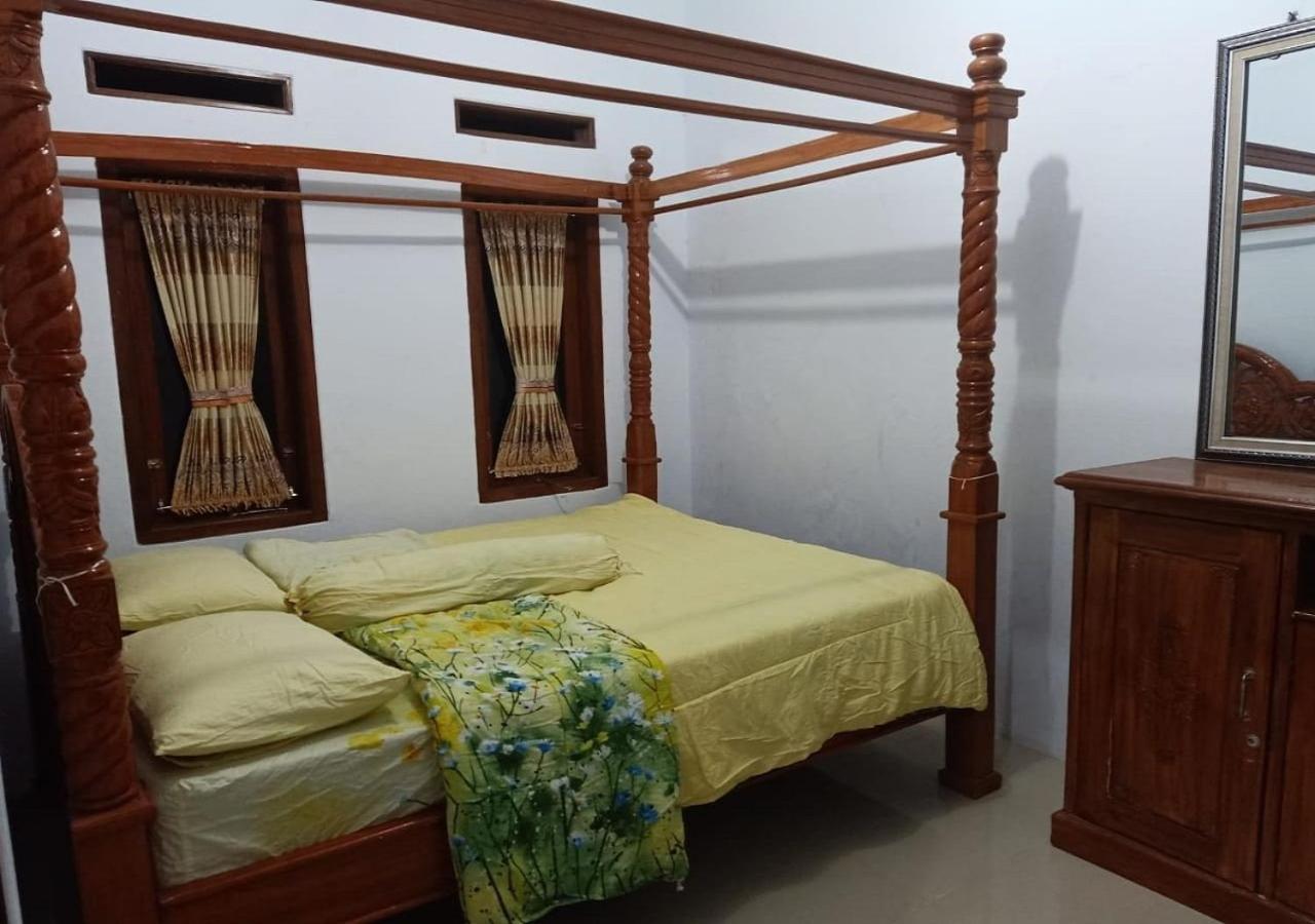 Homestay Kuning Ceria - Murah, Akses kota & wisata view 5