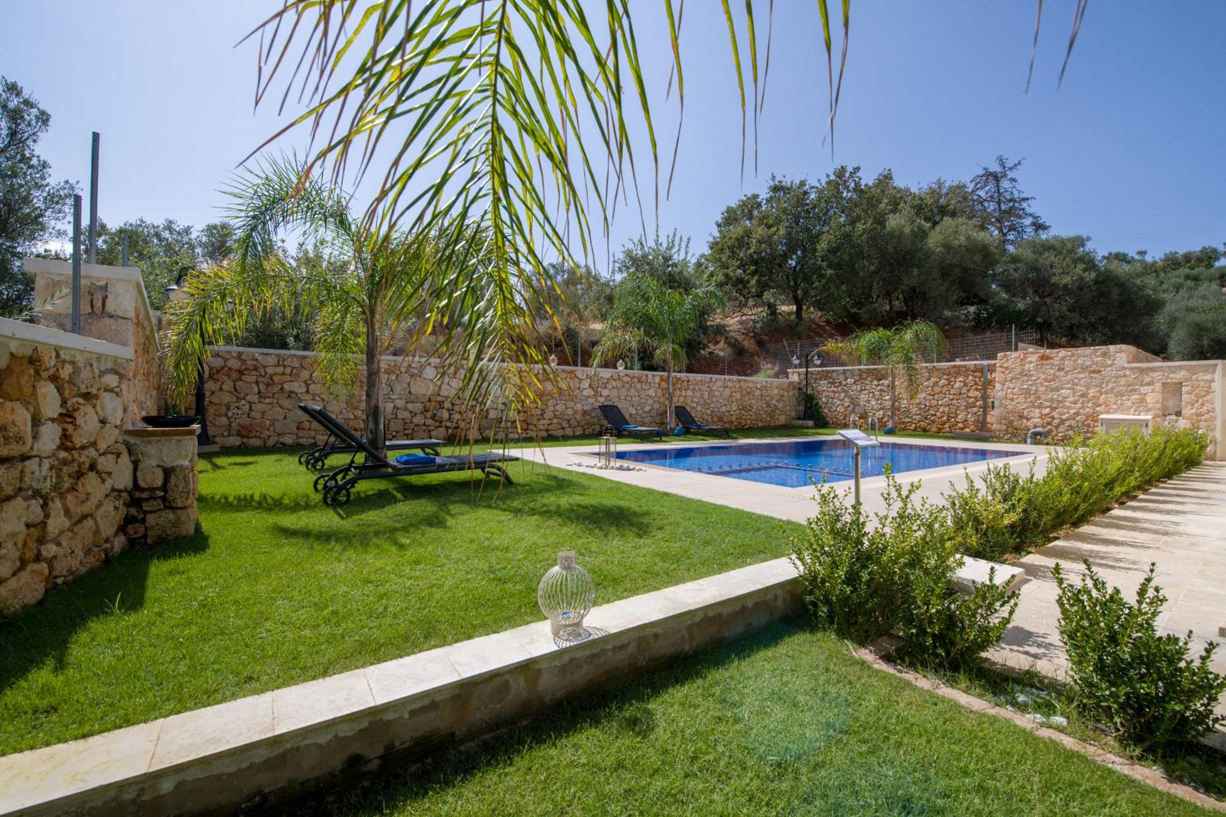 Aktis luxury villa view 4