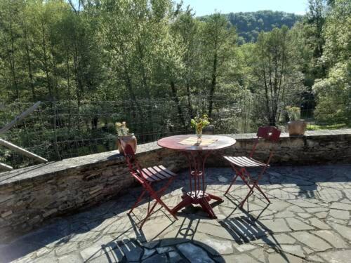 outdoor BBQ area