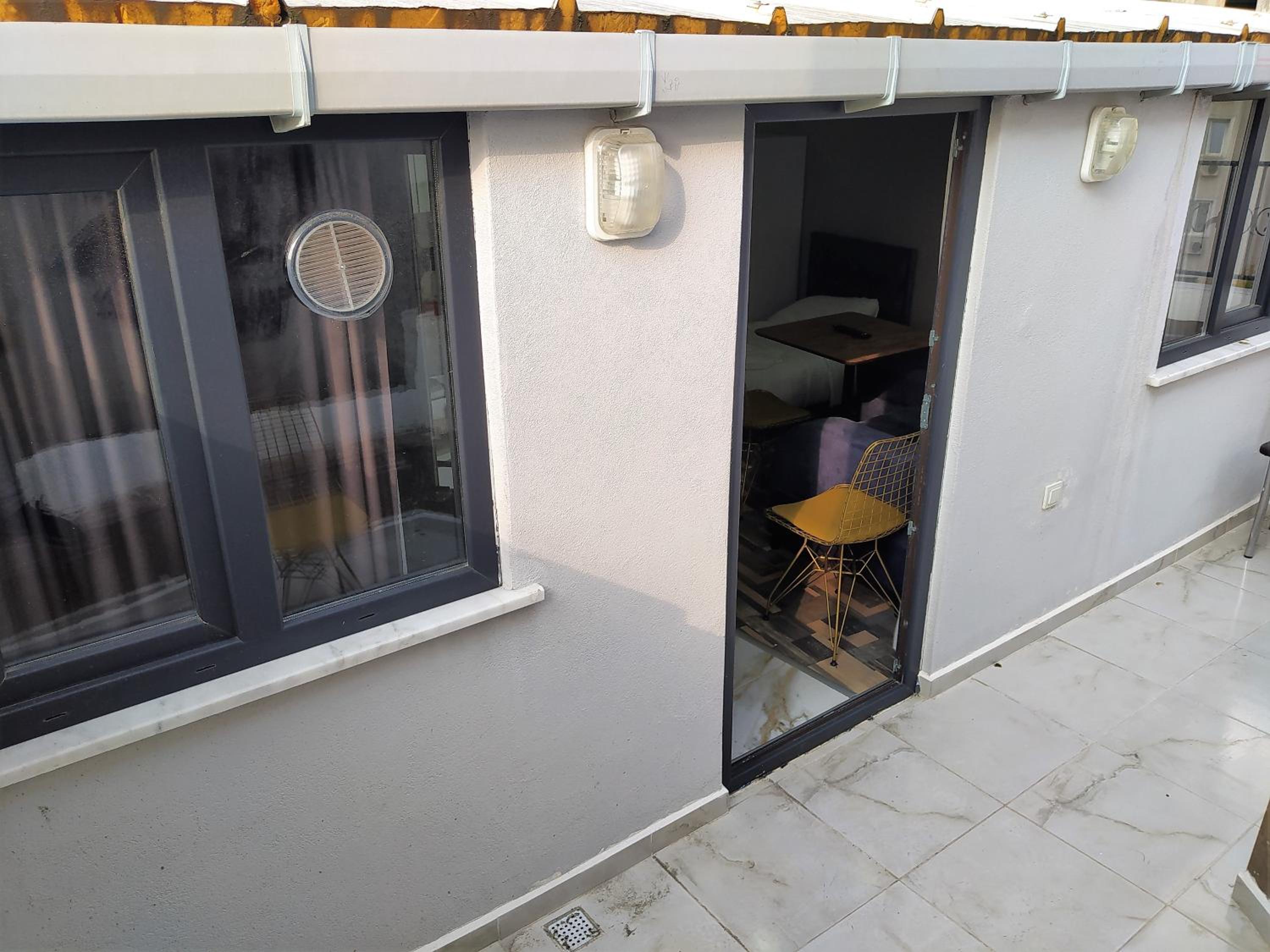 King Istanbul Hotel - Image 37