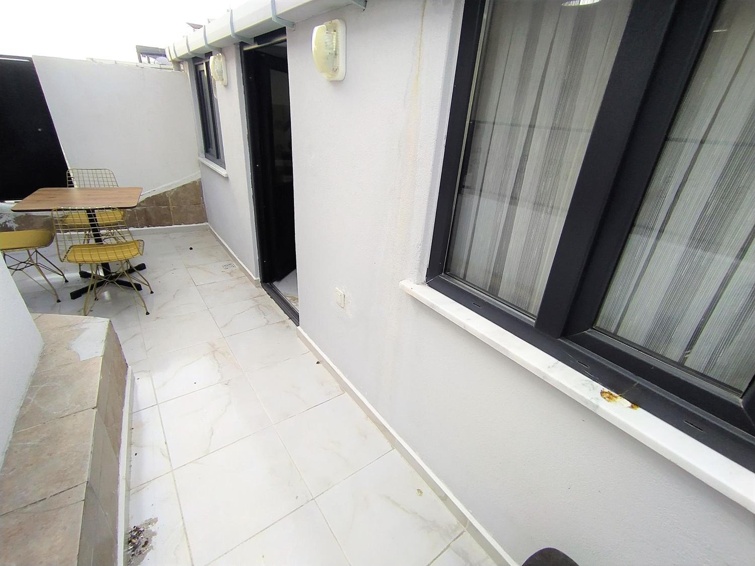 King Istanbul Hotel - Image 38