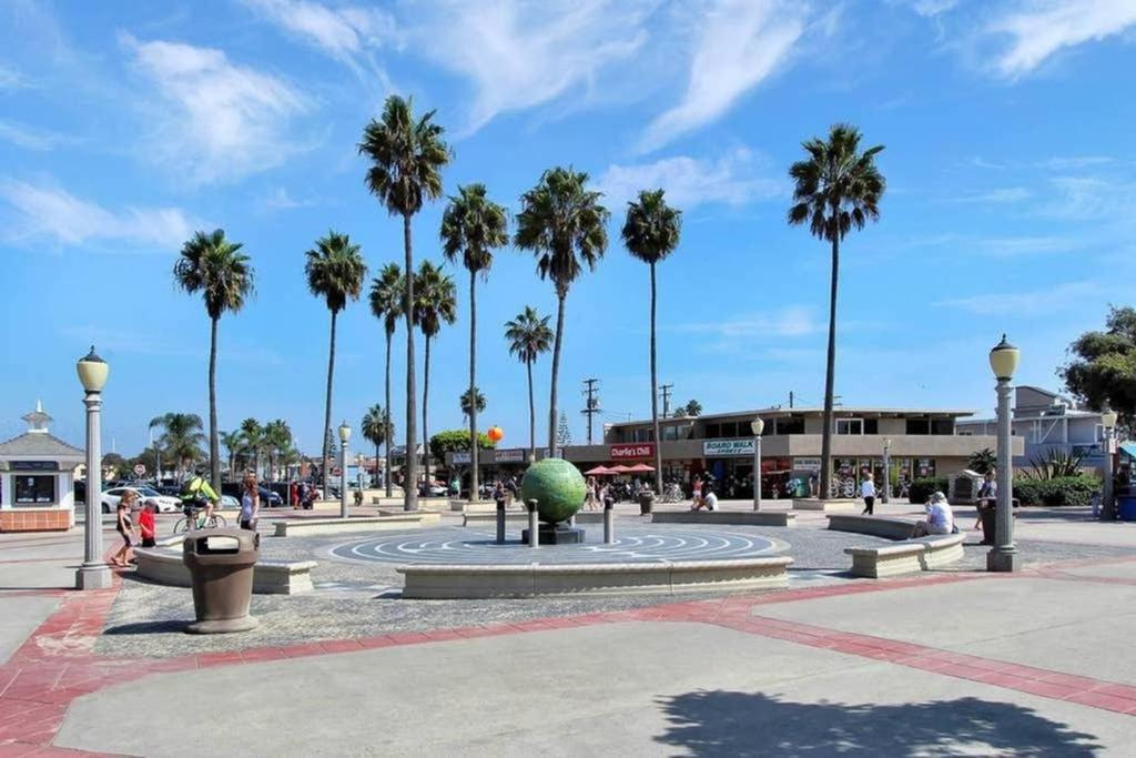 1000#3 Renovated Home by Beach & Sand - AC & More! view 5