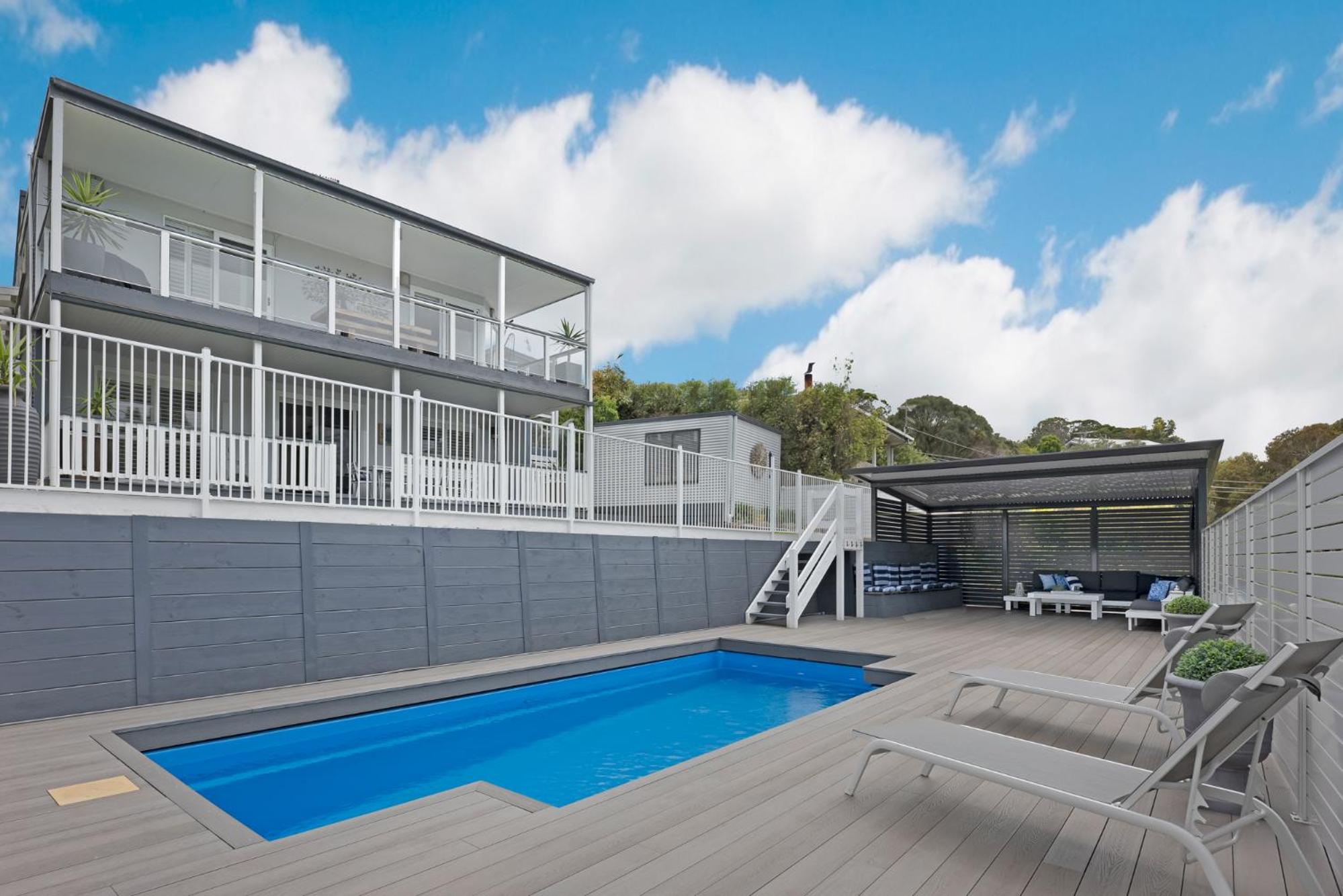Peninsula Retreat