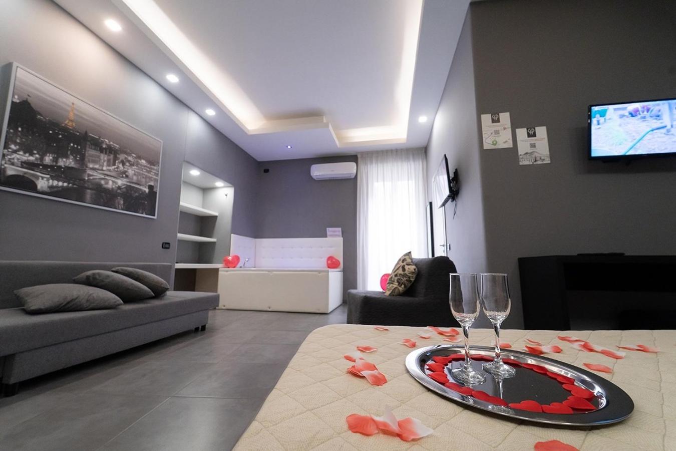 Royal Art H Duomo - Napoli Centro, by ClaPa Group