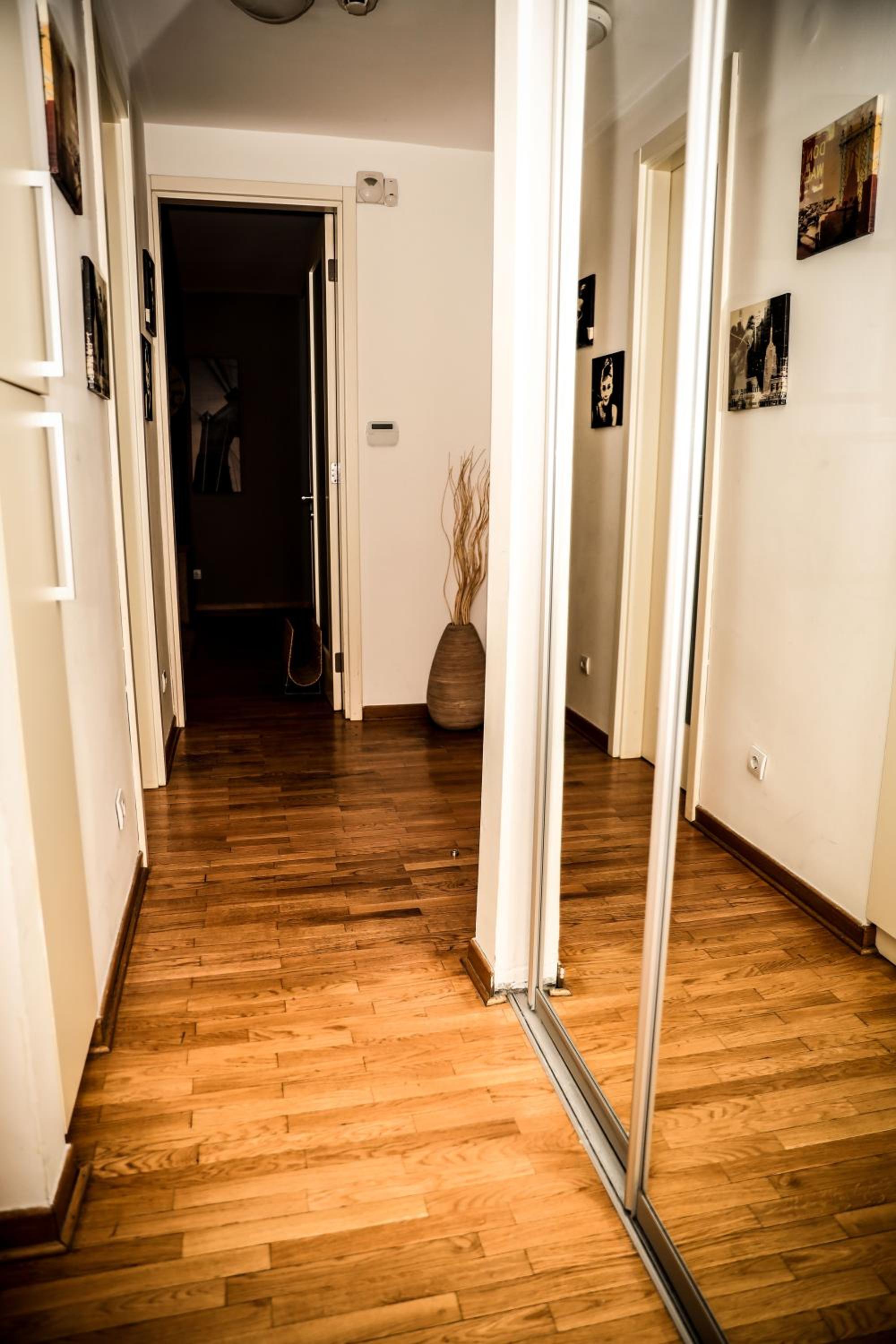 Apartman Metropol Belville view 3