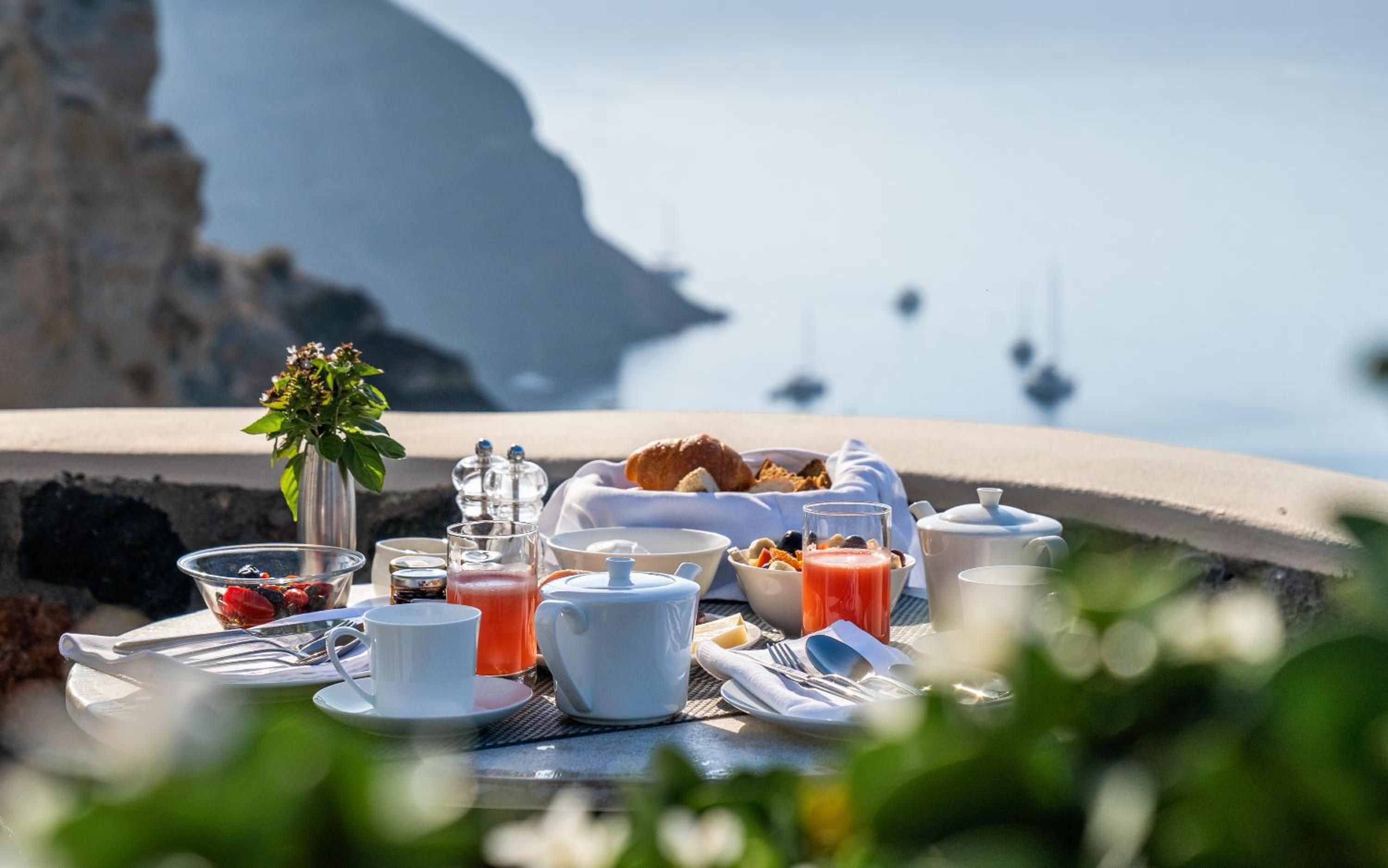 Oia Vacations - Pezoules of Oia - Property Image 14