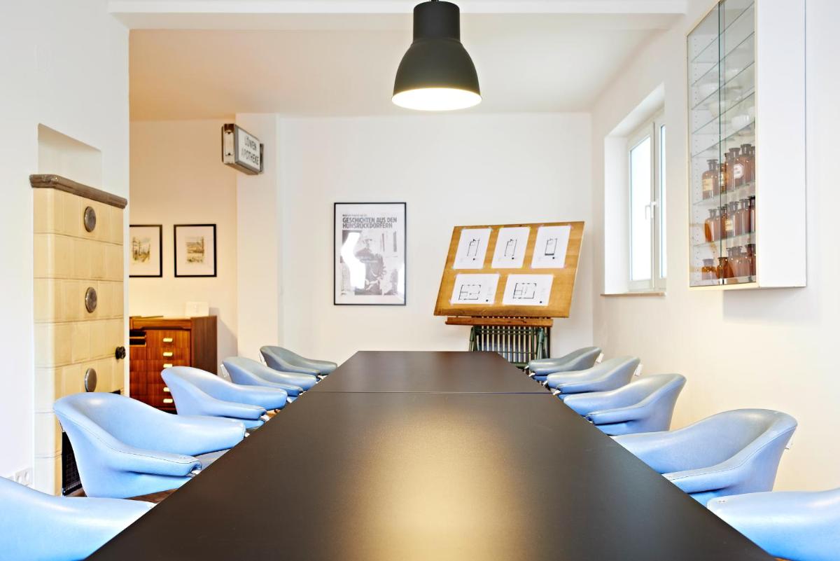 meeting & event spaces