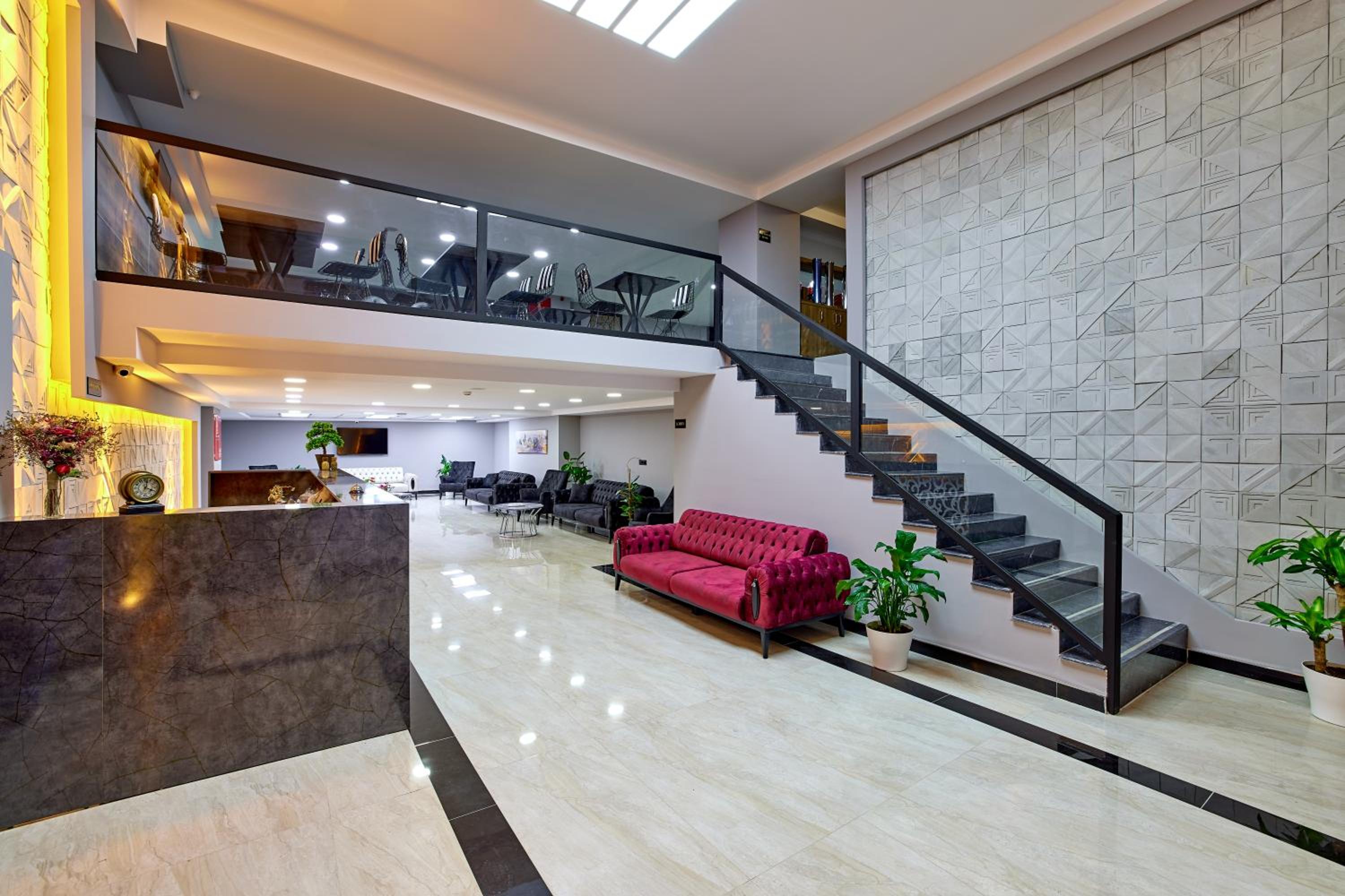 The Bold Otel - Image 30