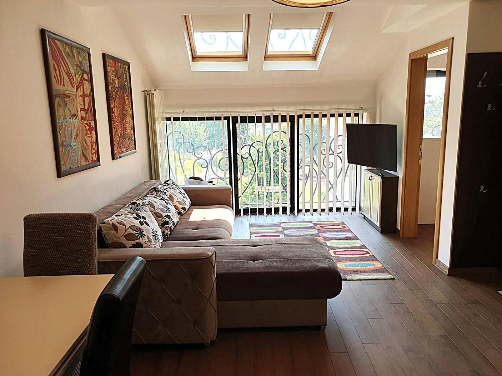 Alo Alo Apartman 4 view 5