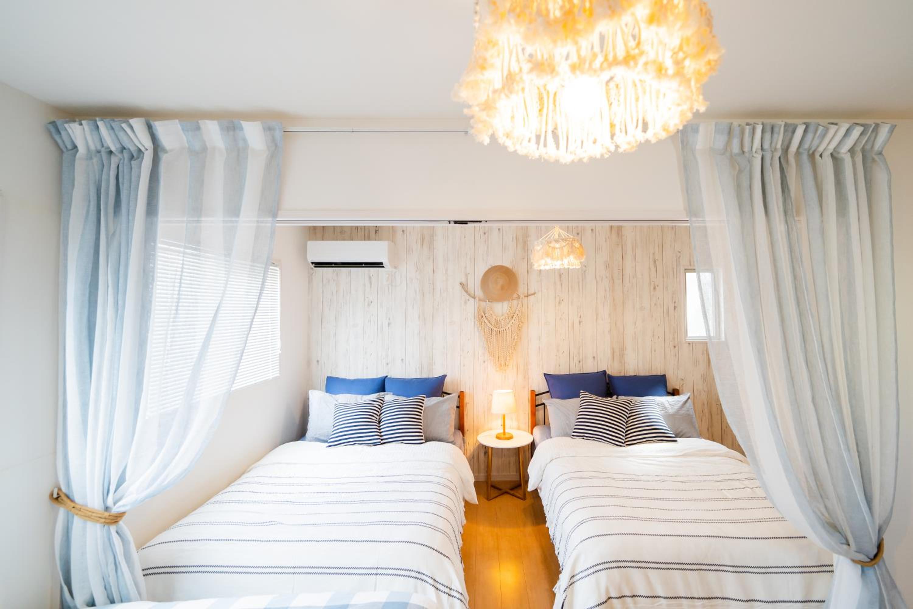 Guesthouse Seawall view 4
