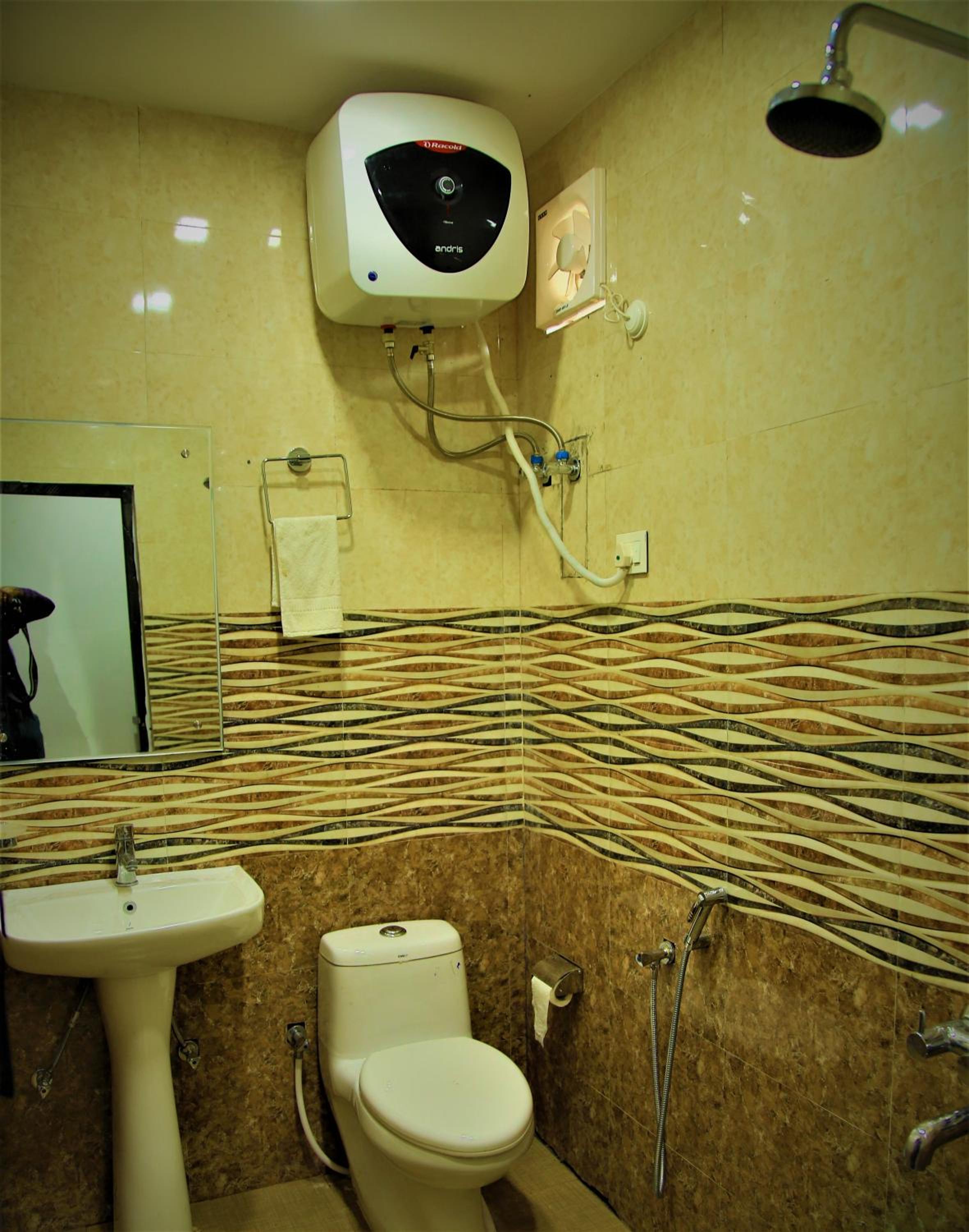 Photo 11