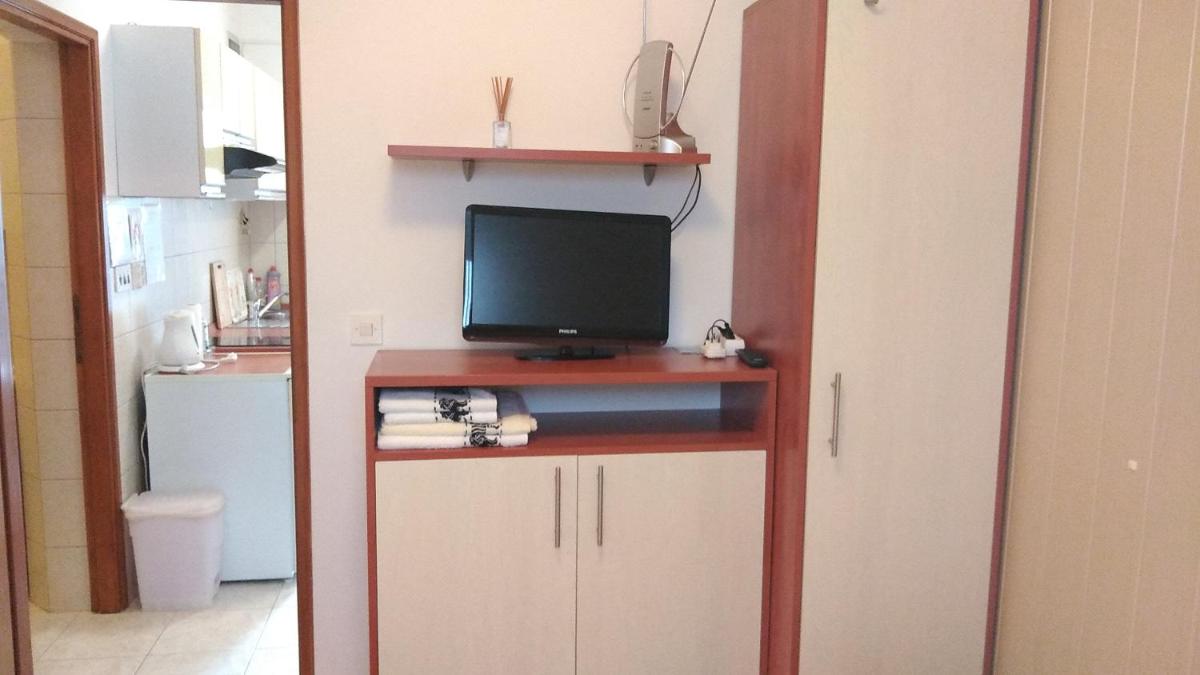 Studio apartman Nina view 2